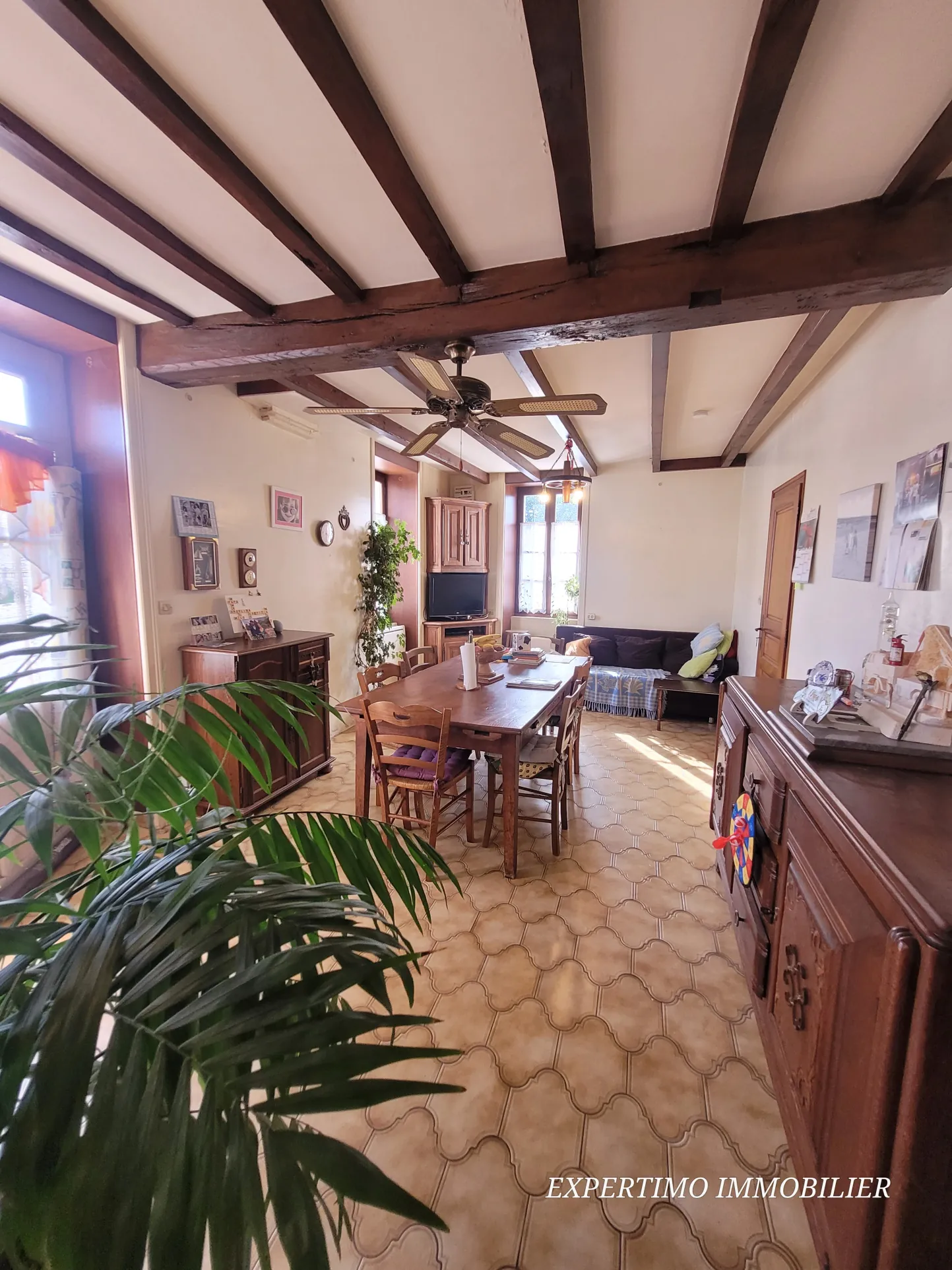 Maison de village à vendre entre Jonzac et Mirambeau, 95 m² 