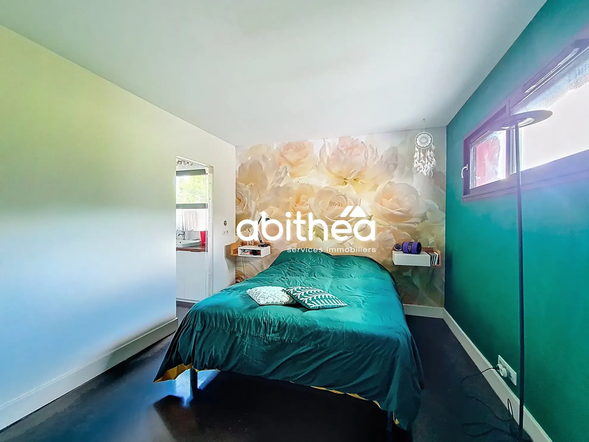 Maison d'architecte avec piscine à Bussac-sur-Charente - 142 m² 