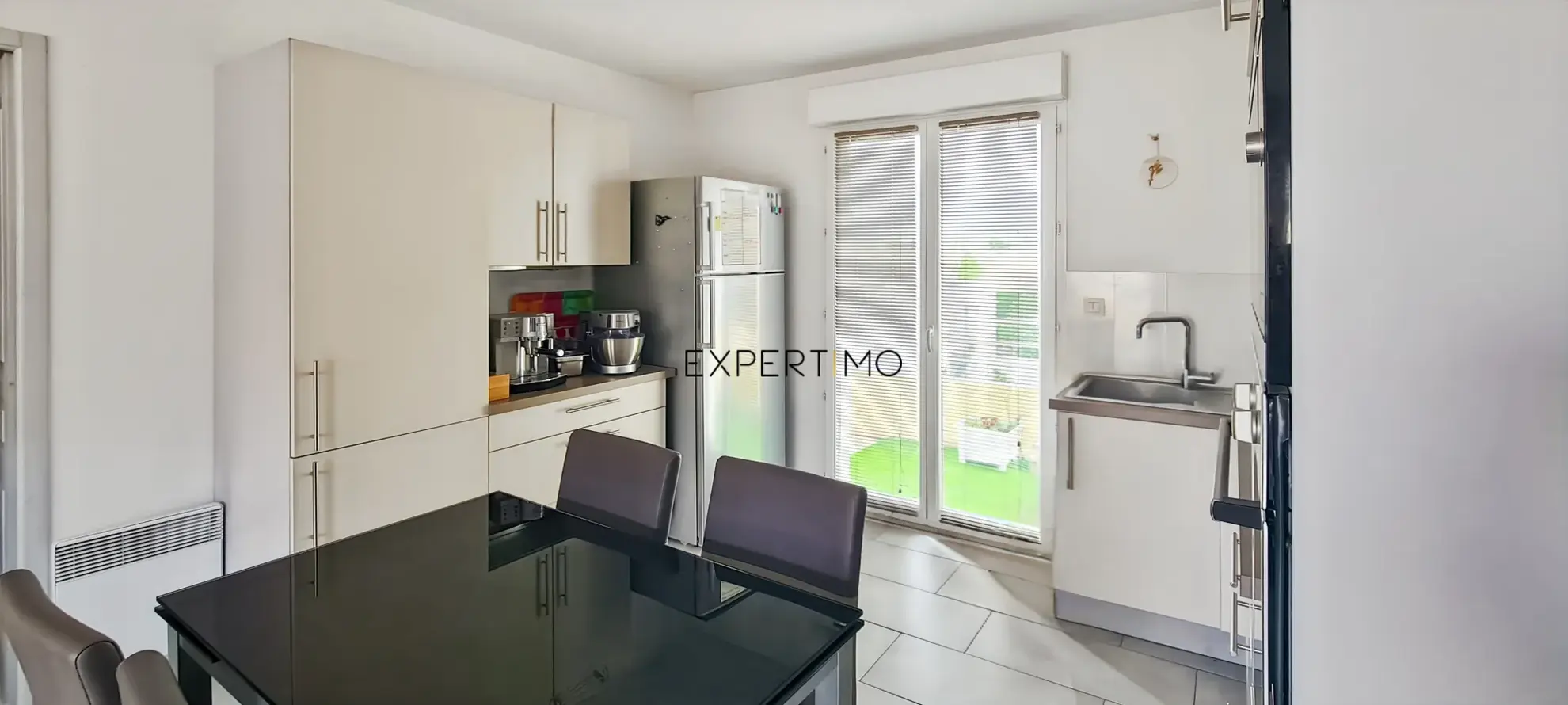 Bel appartement lumineux avec deux terrasses à Narbonne 