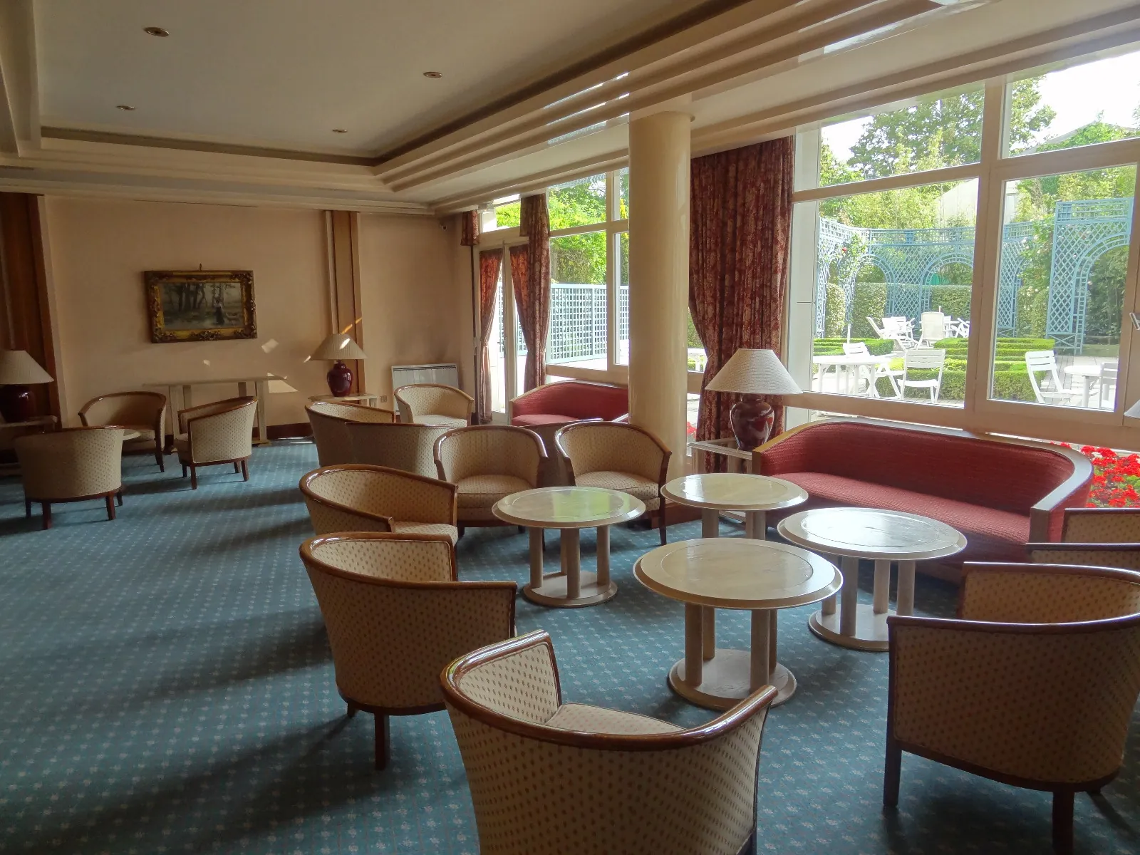 Investissement immobilier à Rueil-Malmaison : appartement 44,85 m² en résidence seniors, rentabilité de 5,40 % 