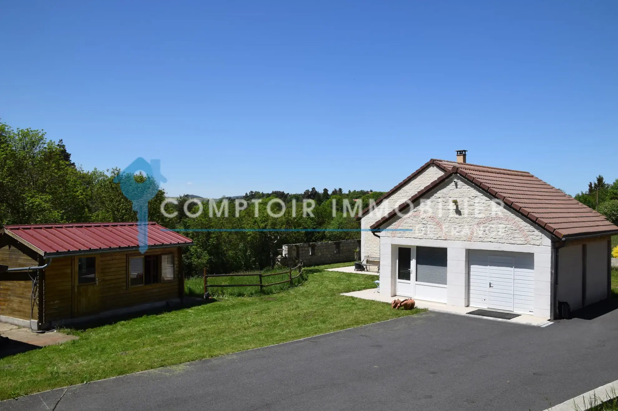 Charmante villa de 110 m² avec vue montagne à Courcourn, Ardèche 