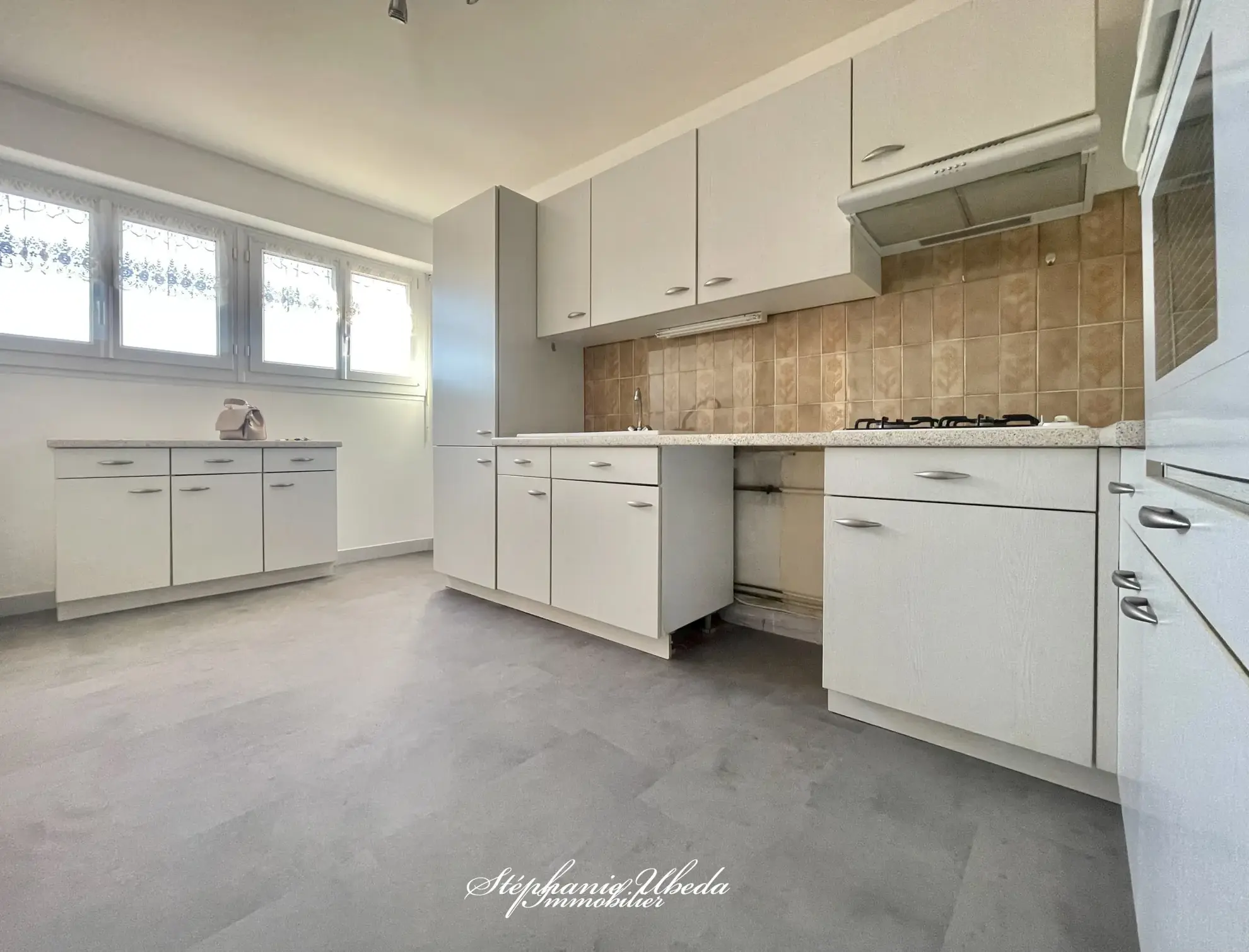 Magnifique appartement 4 pièces à Salon de Provence, proche centre 