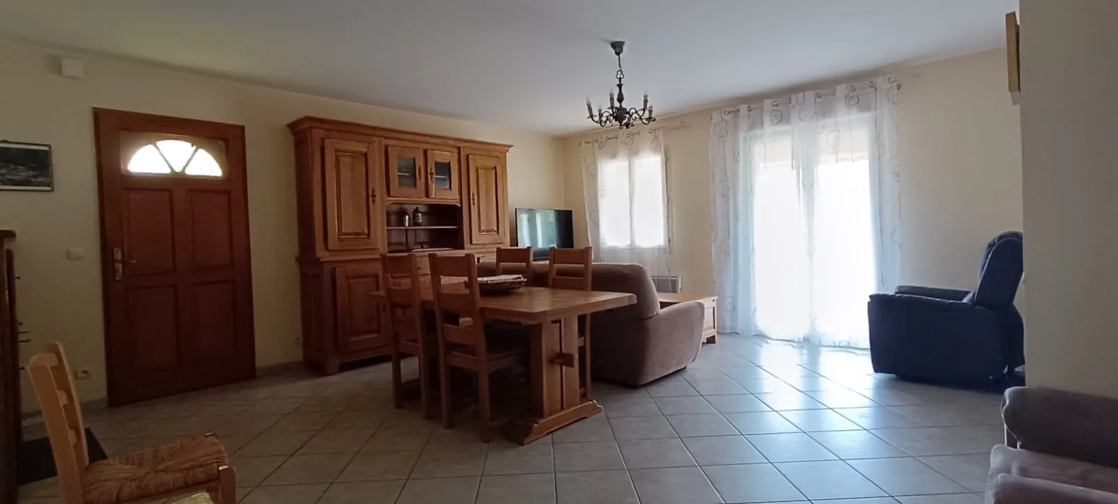 Maison de 81 m² avec terrasse et vue panoramique à Thuyets - Idéal résidence secondaire 