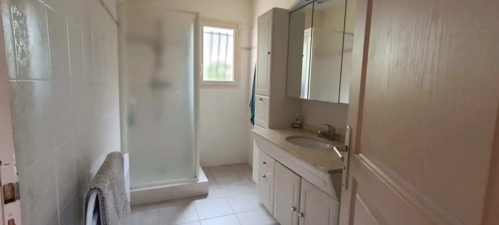 Maison de 81 m² avec terrasse et vue panoramique à Thuyets - Idéal résidence secondaire 