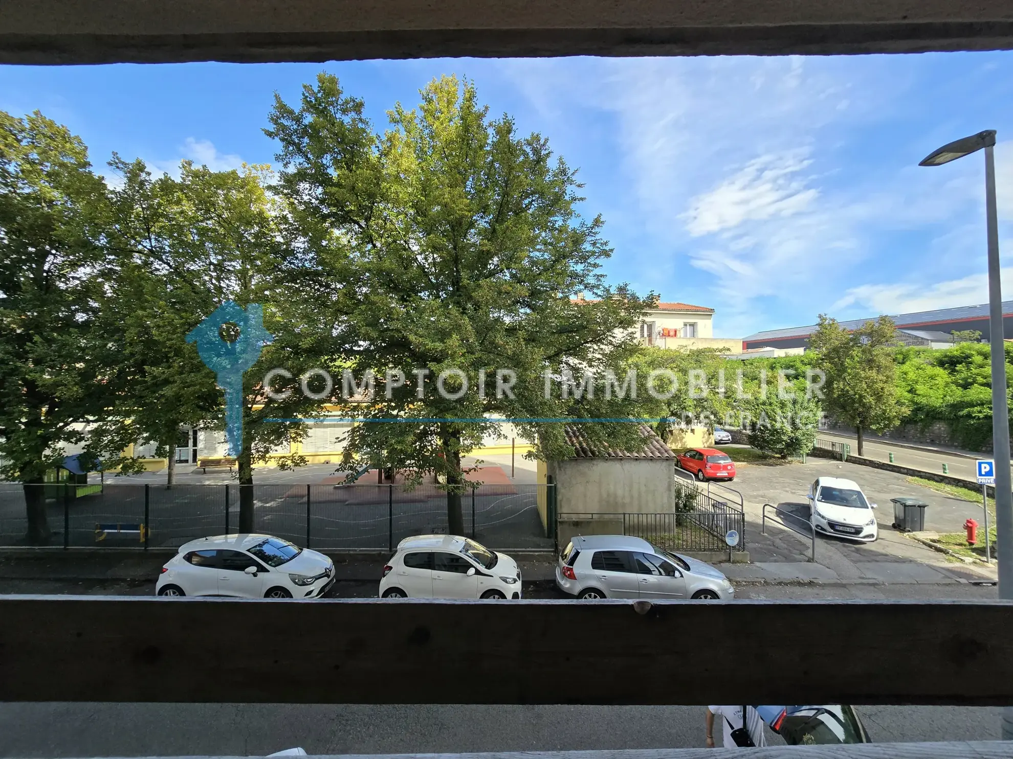 À vendre appartement T4 de 65,25 m² à Alès avec balcons et cave 