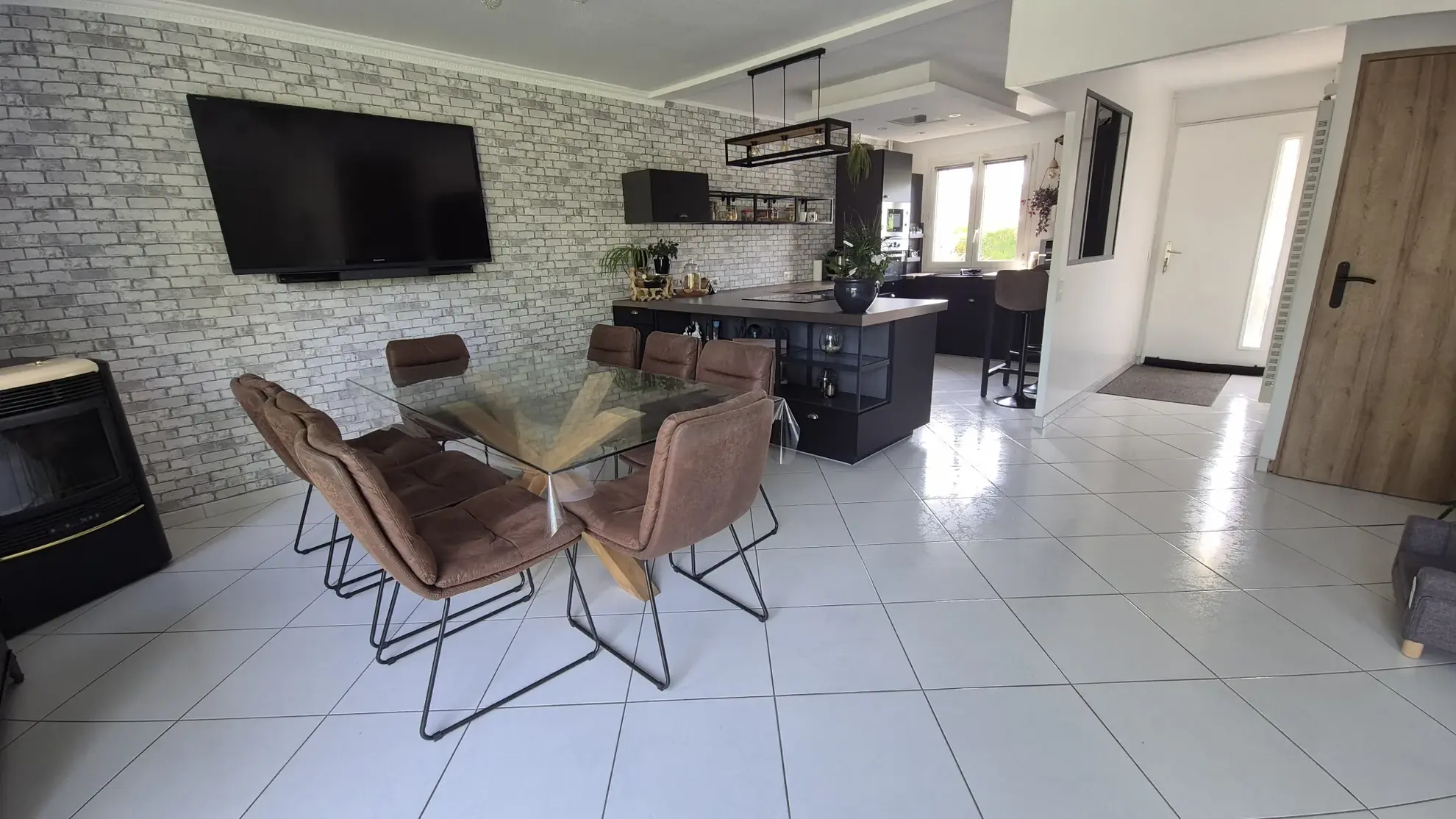 Maison individuelle de plain-pied à Fouquières-Lès-Lens avec jardin et piscine chauffée 