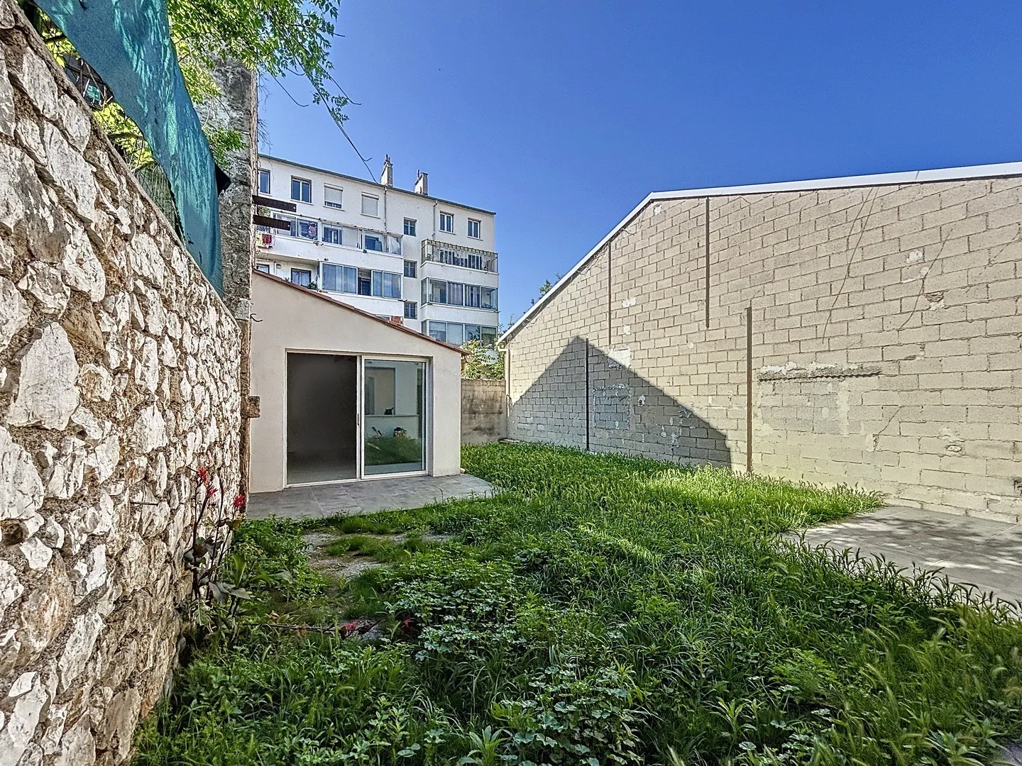 Appartement rénové de 63 m² à Marseille, excellent potentiel locatif idéal investisseur 