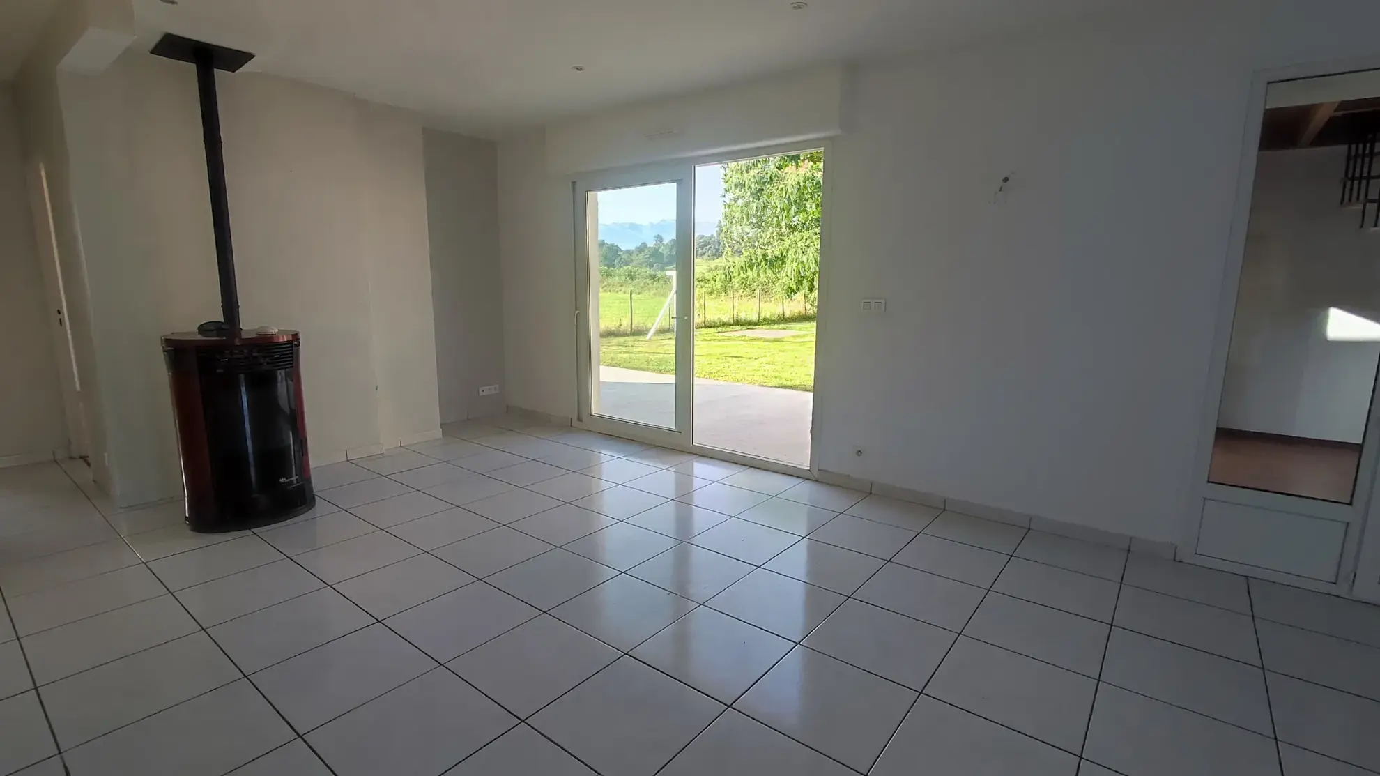 Maison de 120 m² avec 4 chambres et grand jardin à Oloron-Sainte-Marie 