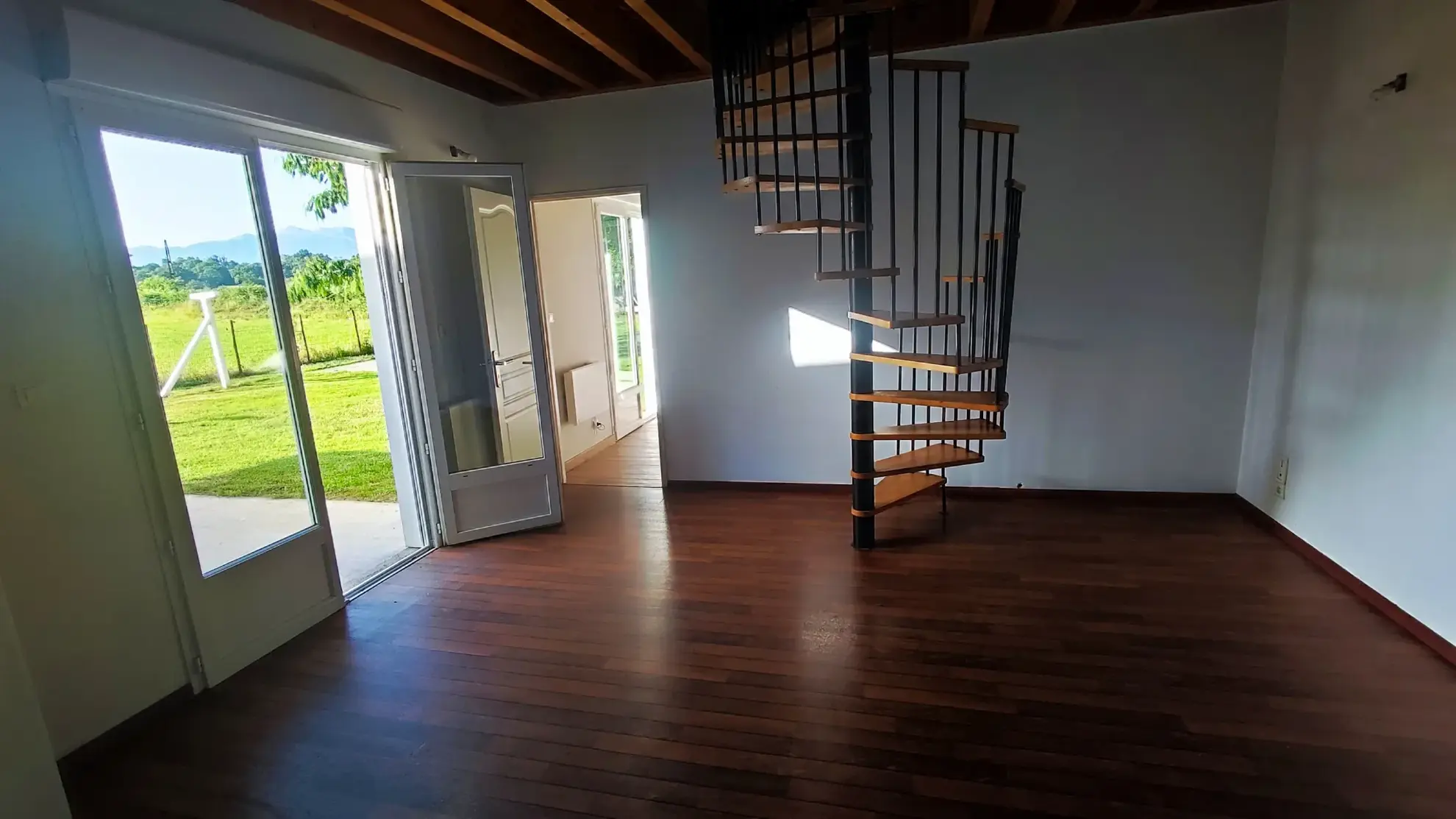 Maison de 120 m² avec 4 chambres et grand jardin à Oloron-Sainte-Marie 