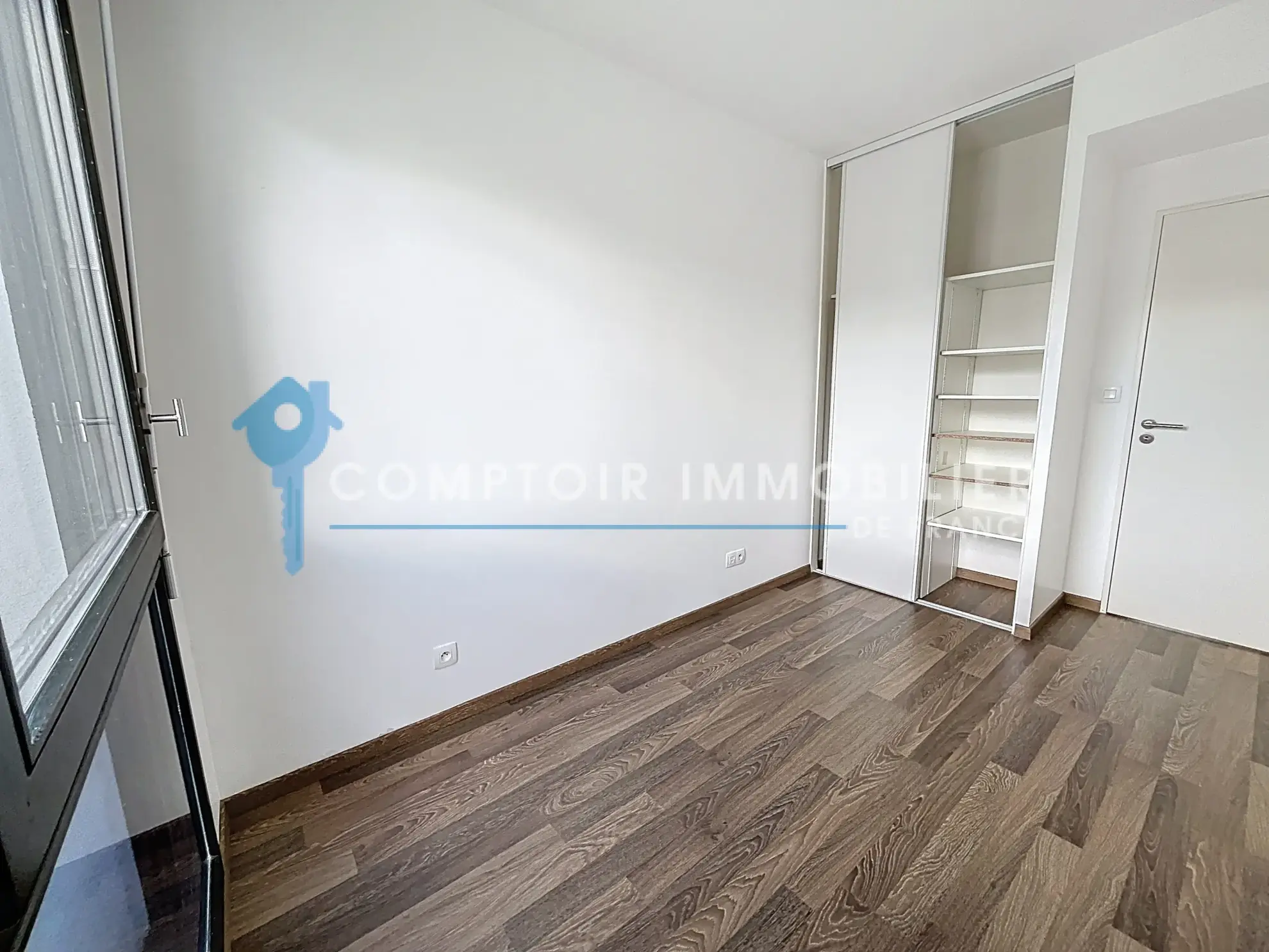 Maison à Millau avec 8 chambres, parc arboré et vue sur le Larzac 