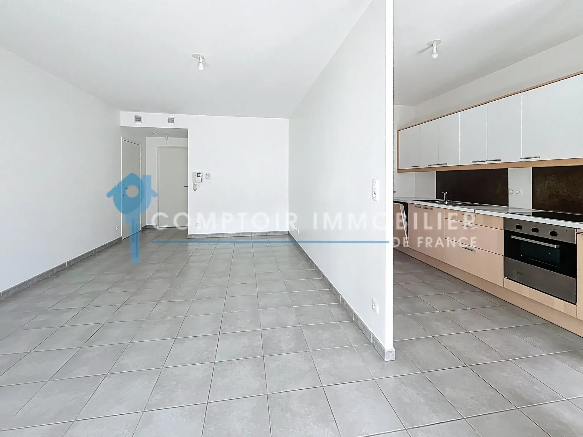 Maison à Millau avec 8 chambres, parc arboré et vue sur le Larzac 