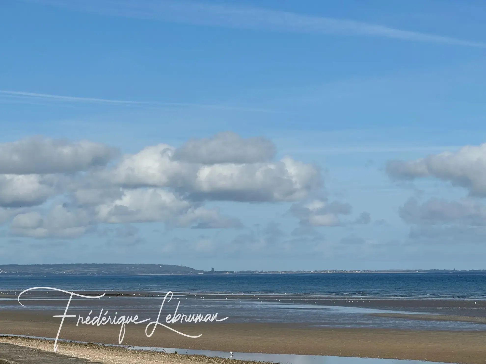 Maison de village en pierre avec jardin clos, proche Sainte Mère Eglise, charme et potentiel dans le Cotentin 