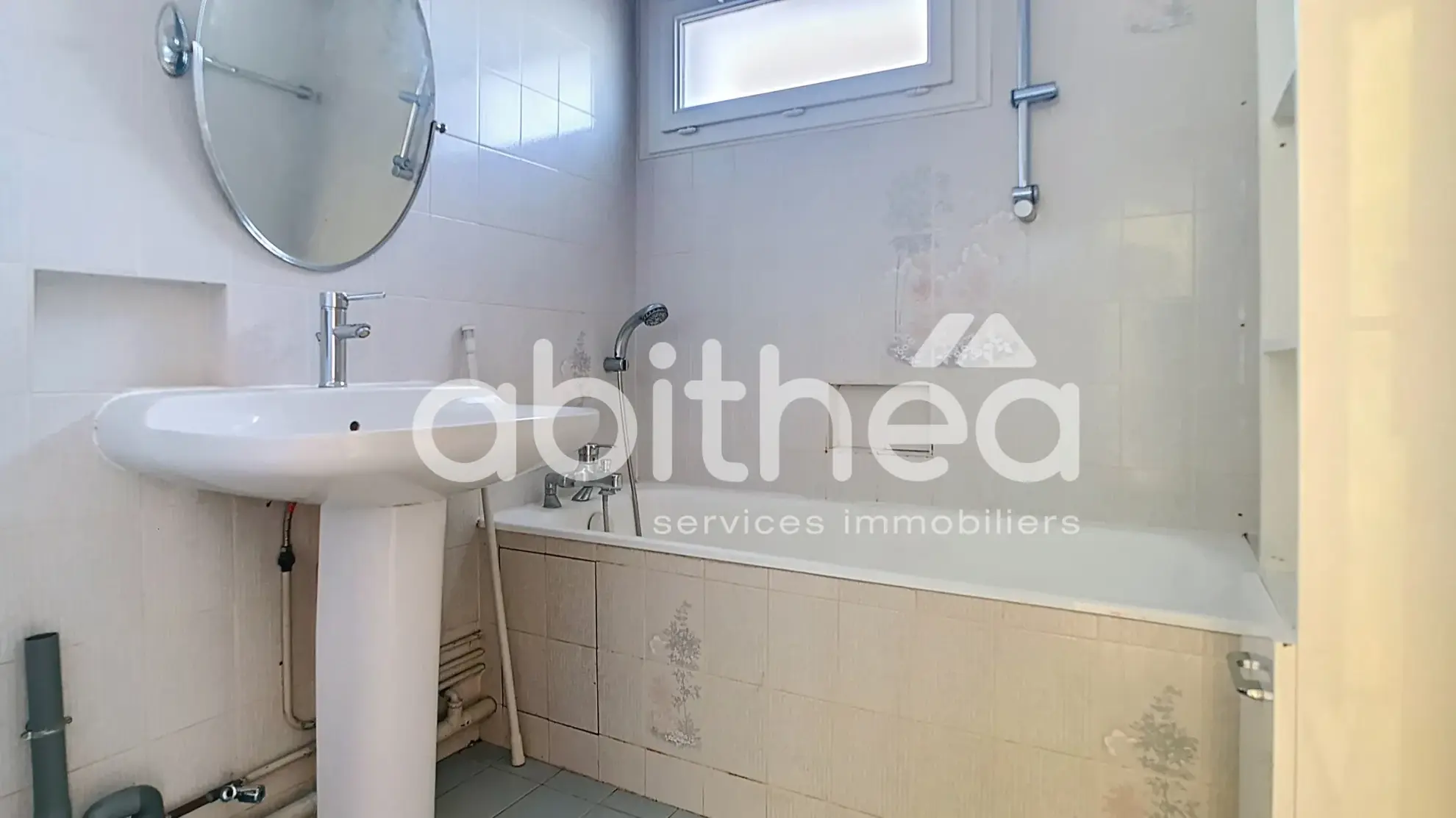 Appartement lumineux T3 à vendre à Troyes, proche des écoles et du centre-ville 