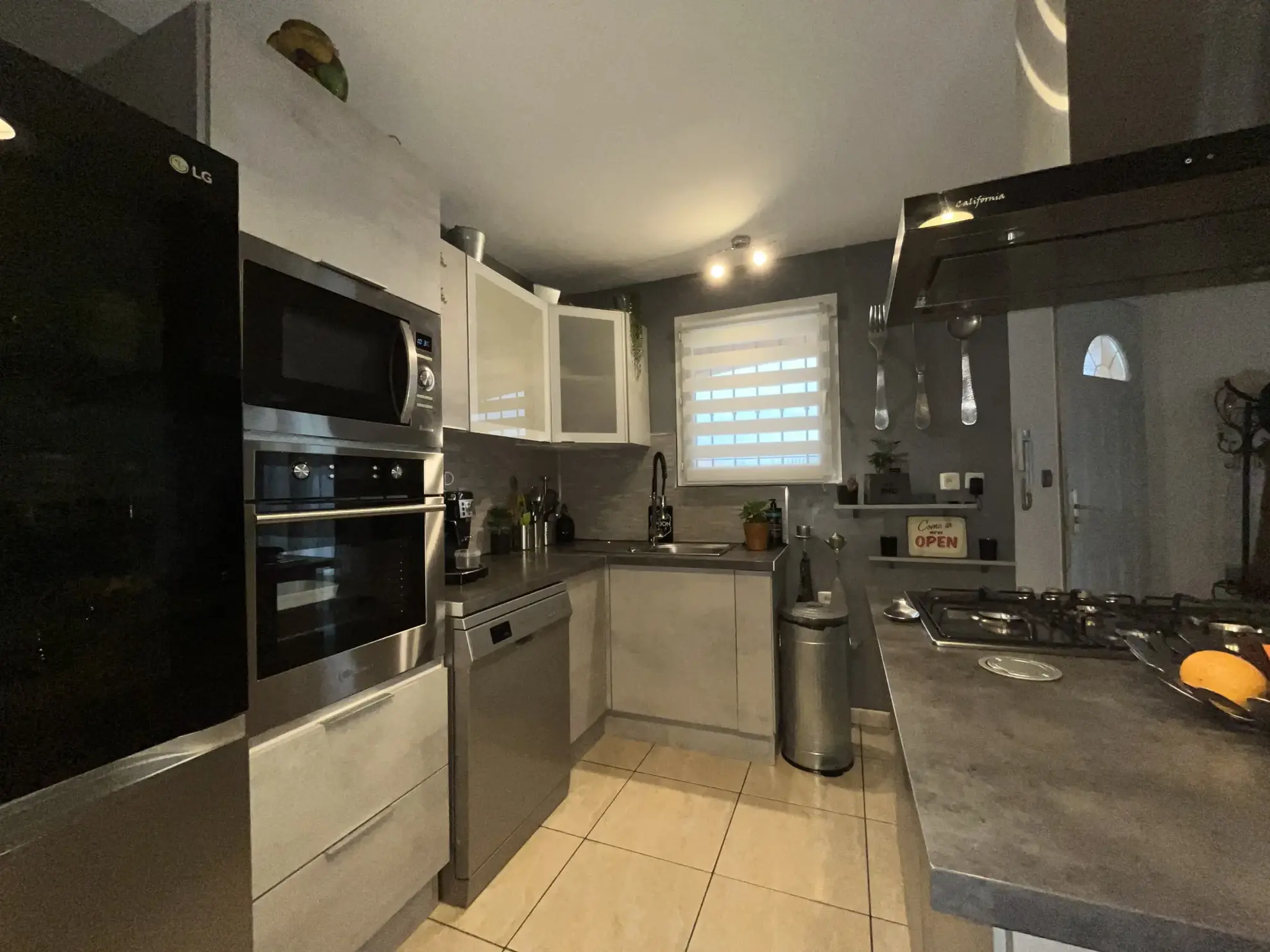 Villa à Lezignan-Corbières avec piscine, jardin et parking - 2/3 chambres 