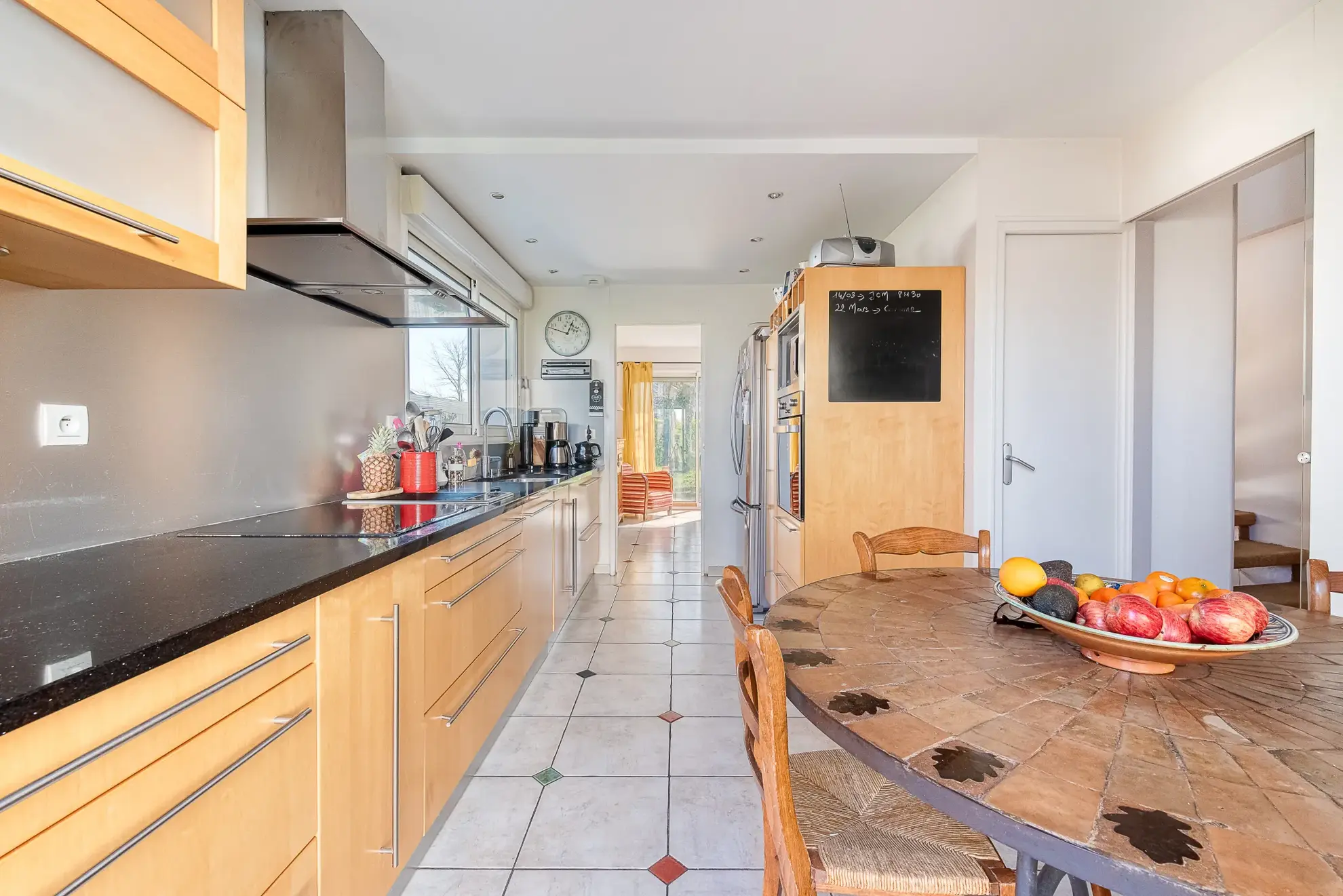 Maison récente à Saint-Barthelemy-d'Anjou avec 4 chambres et jardin 