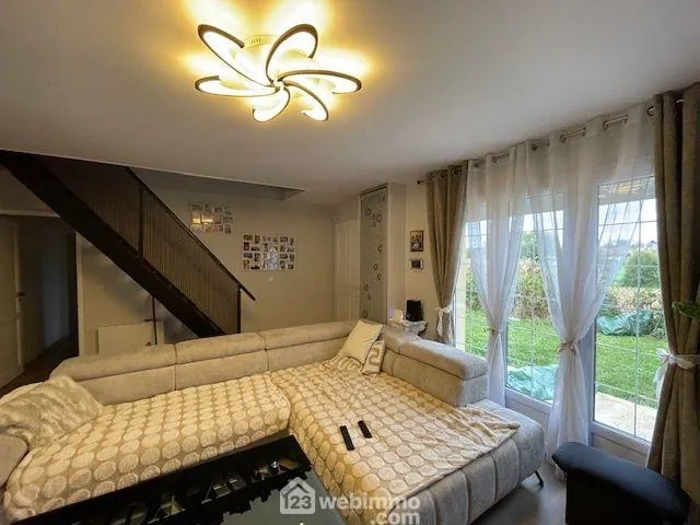 Achat maison 177 m² à Lassigny avec piscine et grand jardin 