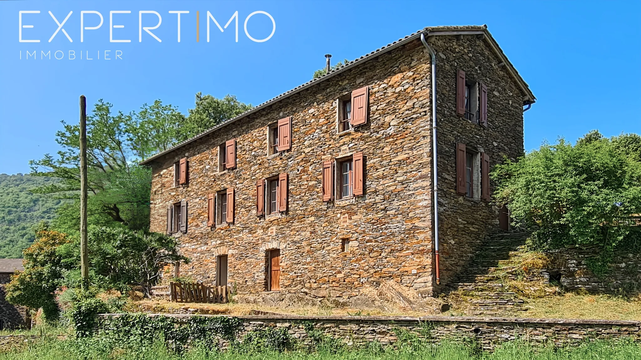 Charmante maison en pierres Cévenoles avec terrain de 1440 m2 à Saint André de Valborgne