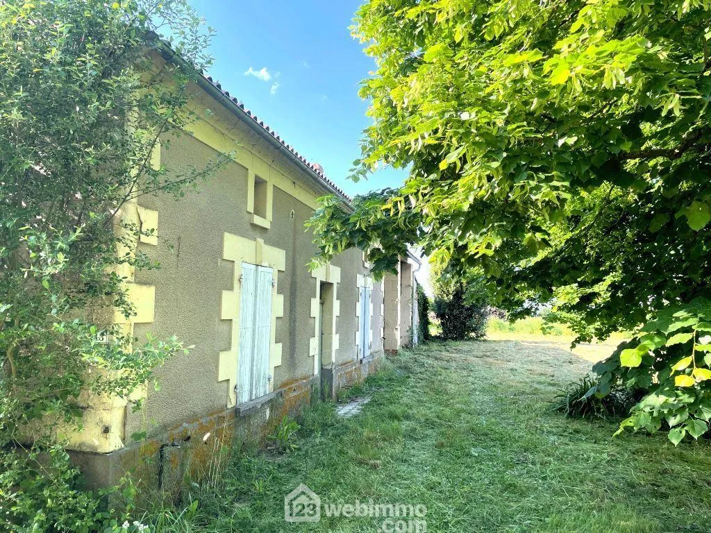 Maison à rénover de 120 m² à Val en Vignes – Projet de résidence ou investissement 