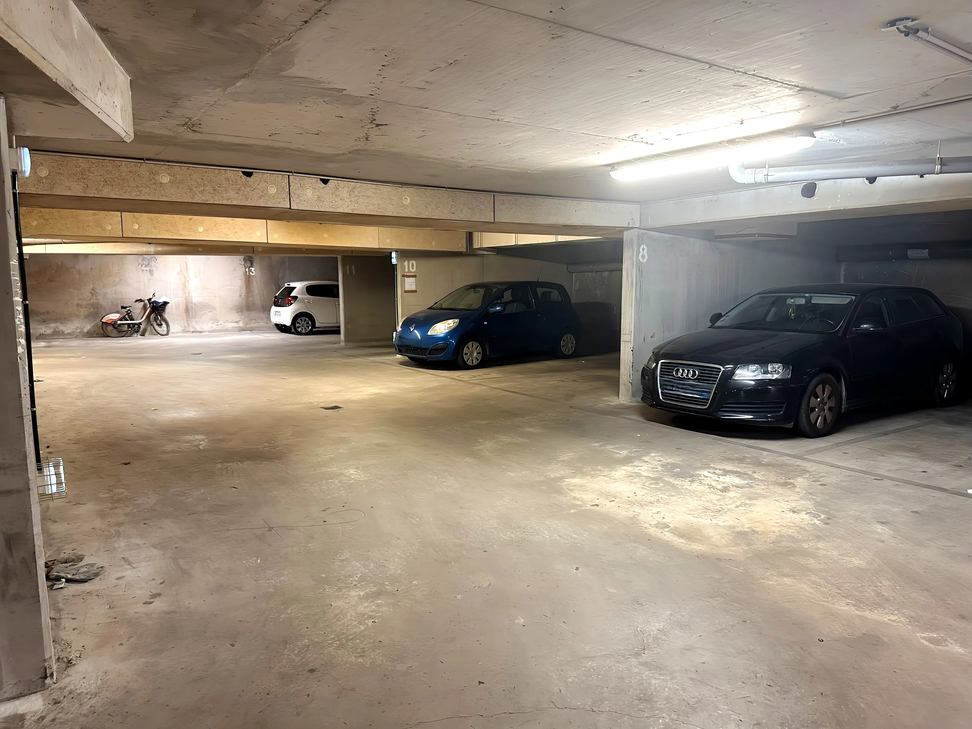 Investissement locatif à Marseille : Studio meublé avec parking dans résidence étudiante sécurisée 