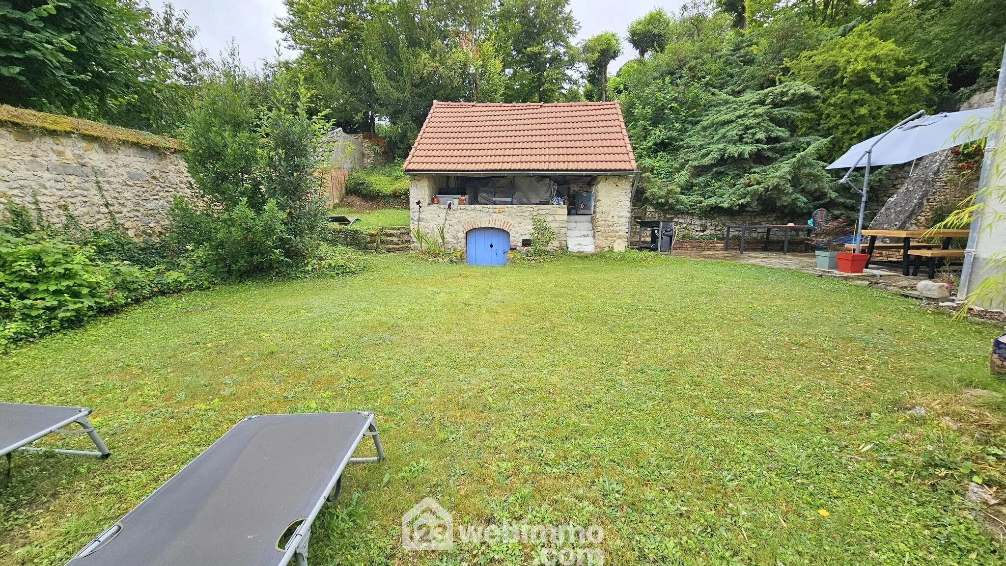 Maison rénovée de 104 m² avec jardin et dépendance à Milly-la-Forêt 