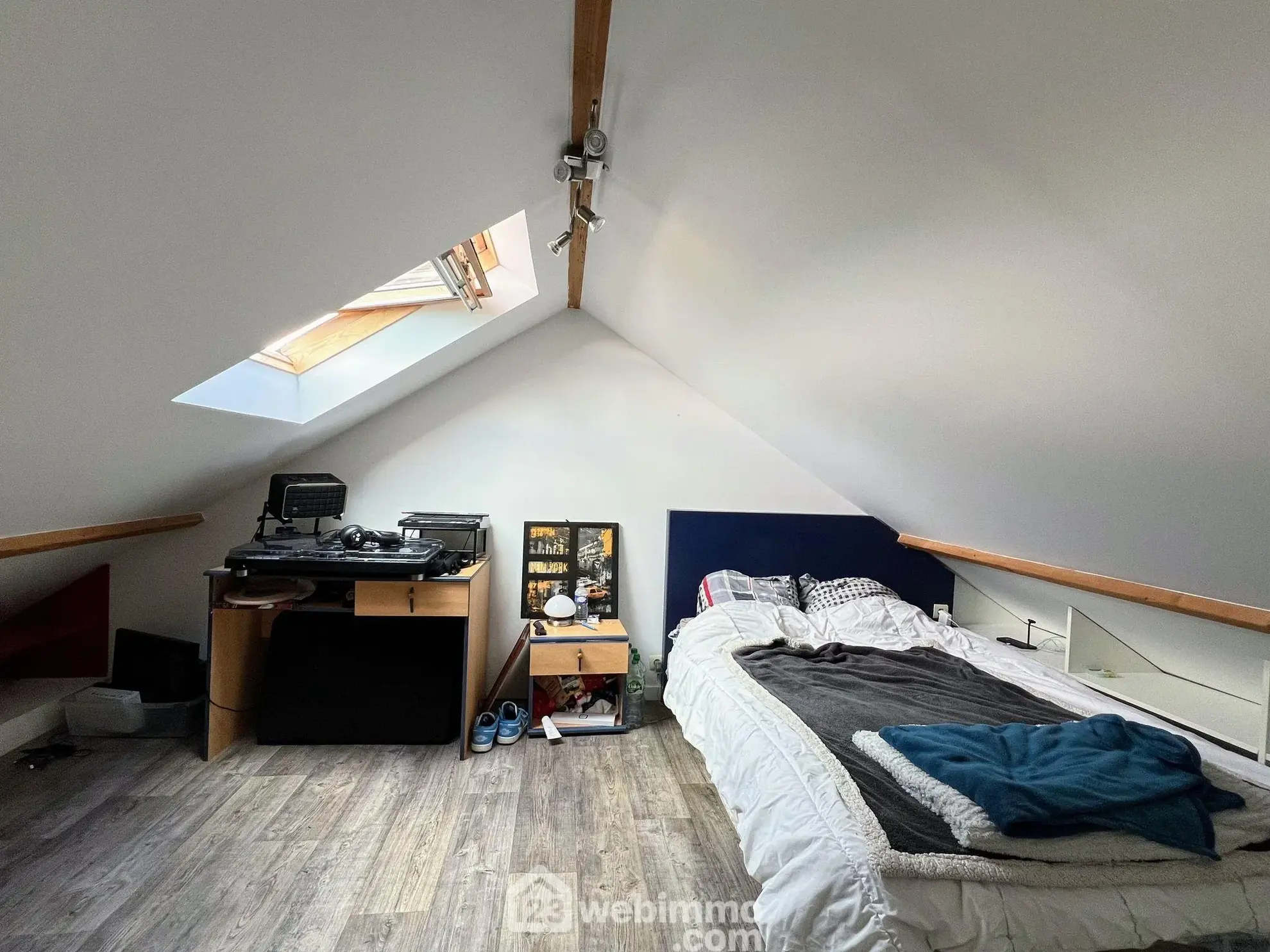 Belle maison de plain-pied à Mûrs-Érigné avec jardin et vue dégagée 