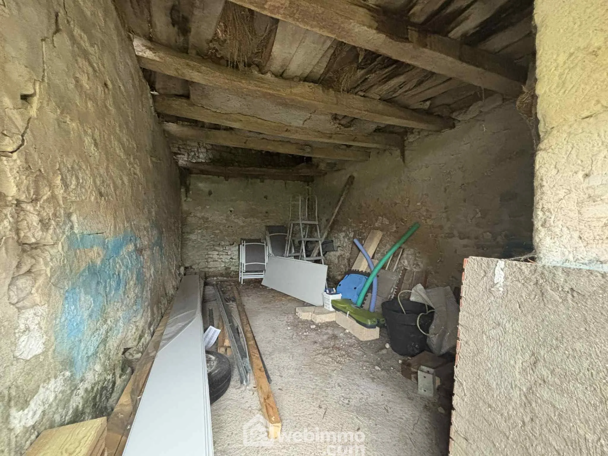 Belle maison rénovée de 206 m² avec piscine à Thuré - Calme et authentique 