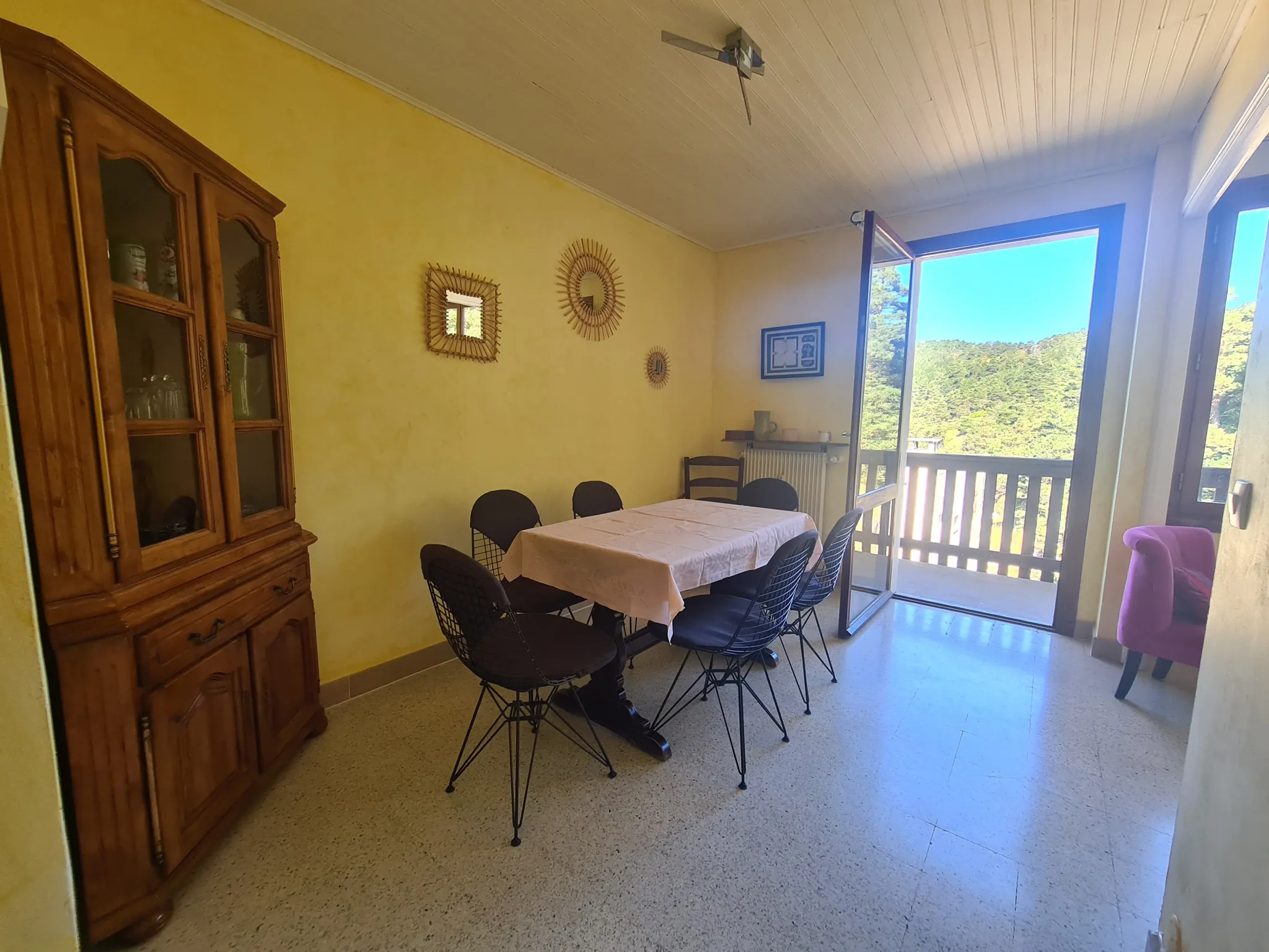 Appartement F3 de 60 m² avec Vue Montagne à Greolieres 