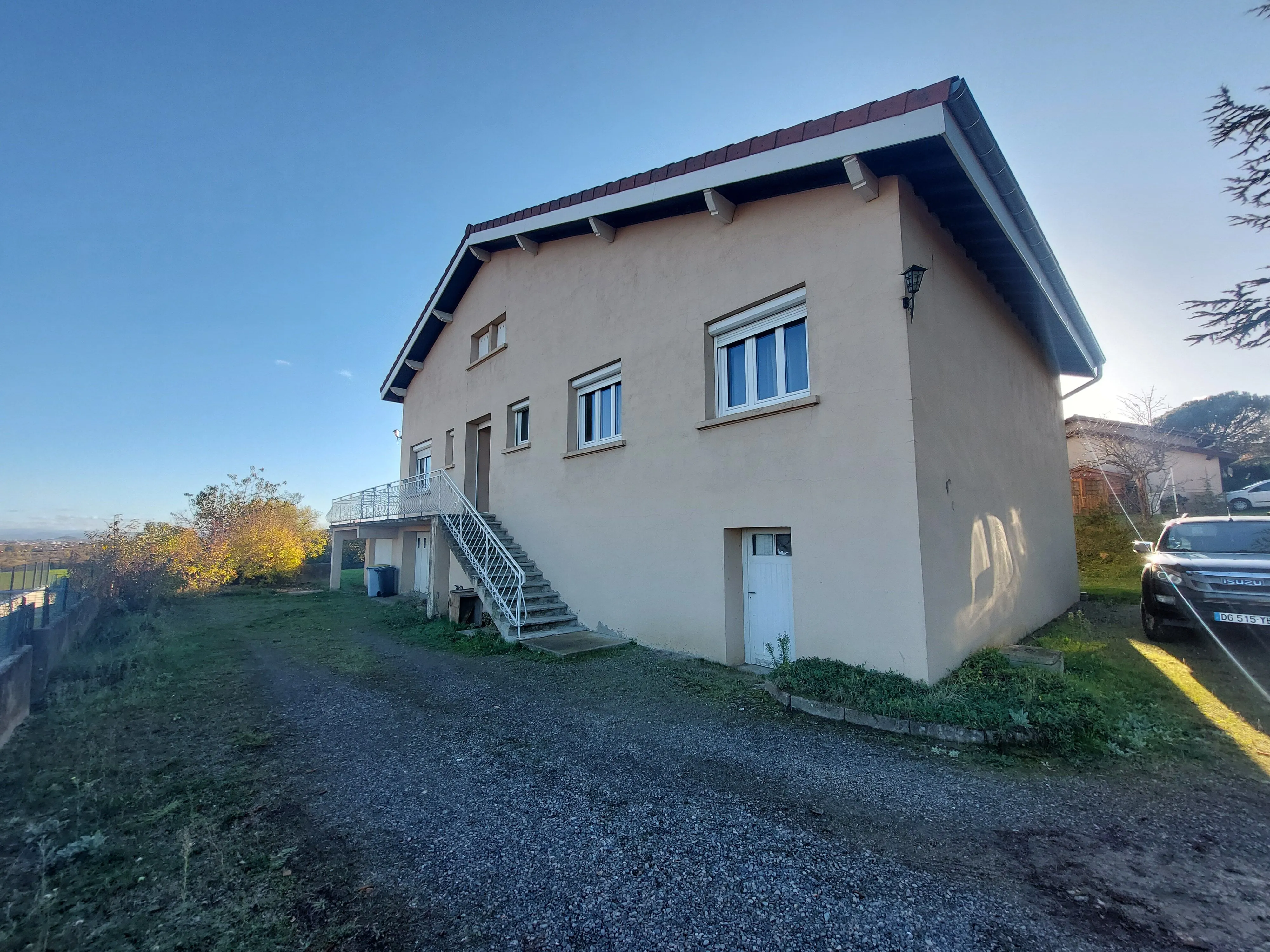 Maison à vendre à Montbrison - 147,5 m², terrain de 1400 m², à Champdieu 