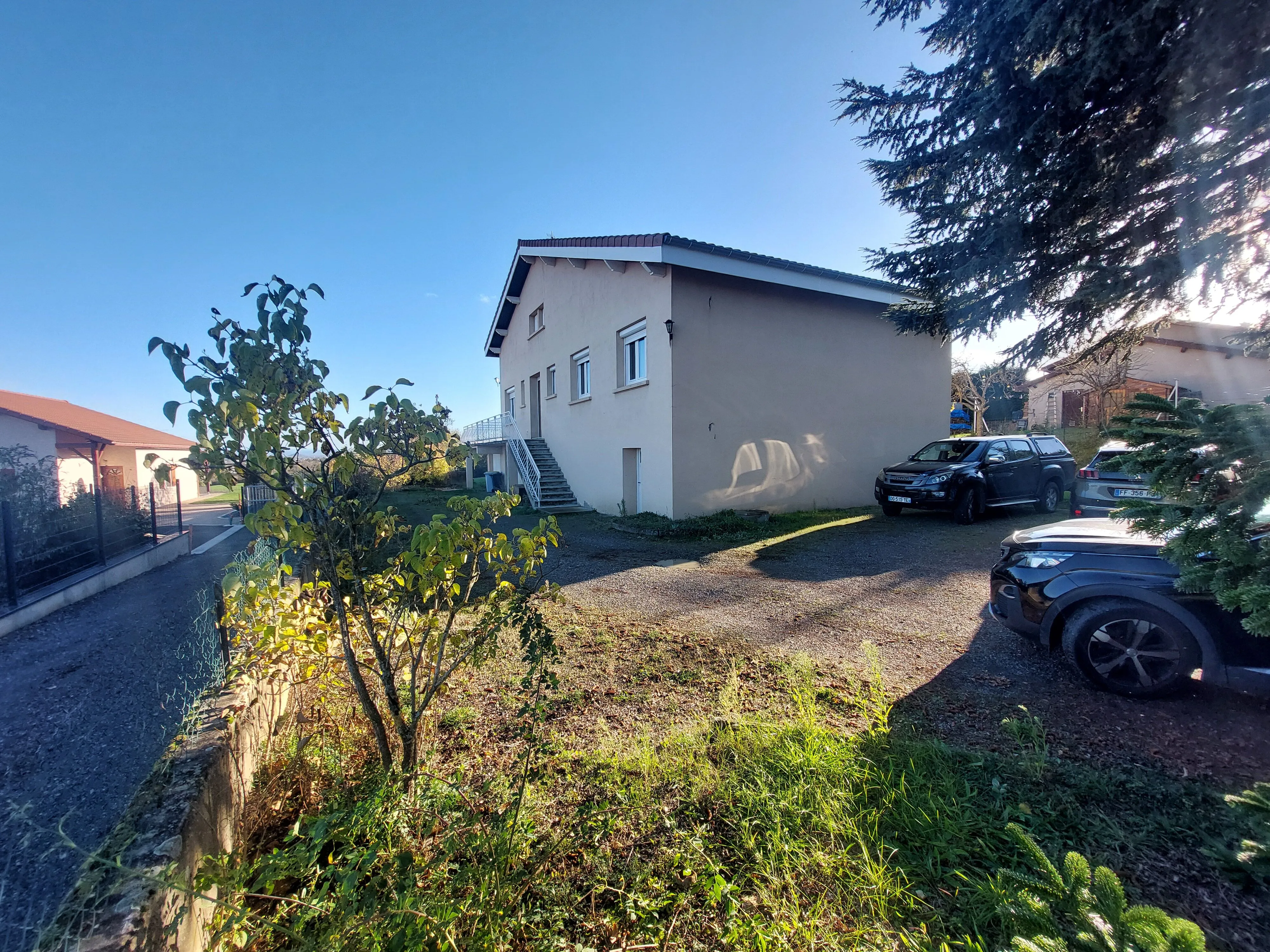 Maison à vendre à Montbrison - 147,5 m², terrain de 1400 m², à Champdieu 