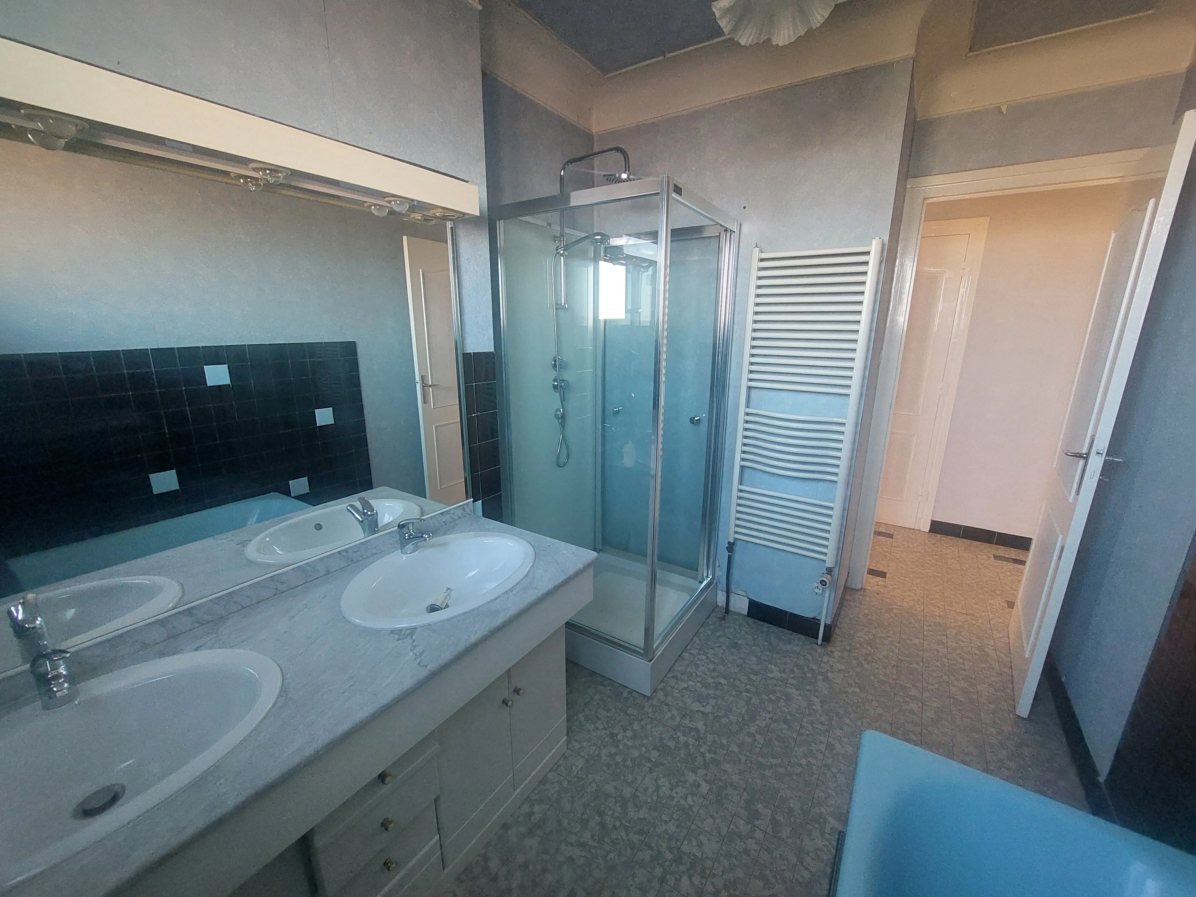 Maison à vendre à Montbrison - 147,5 m², terrain de 1400 m², à Champdieu 