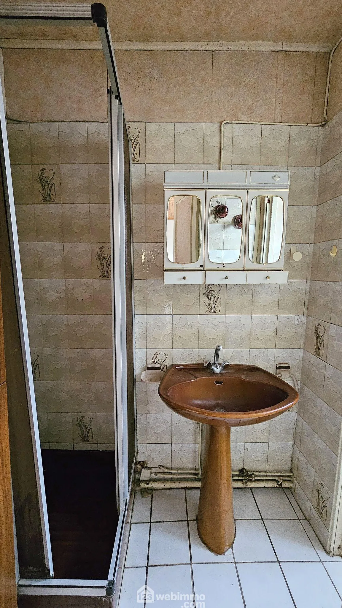 Maison à rénover ou à construire sur terrain de 1090 m² à Milly-la-Forêt 