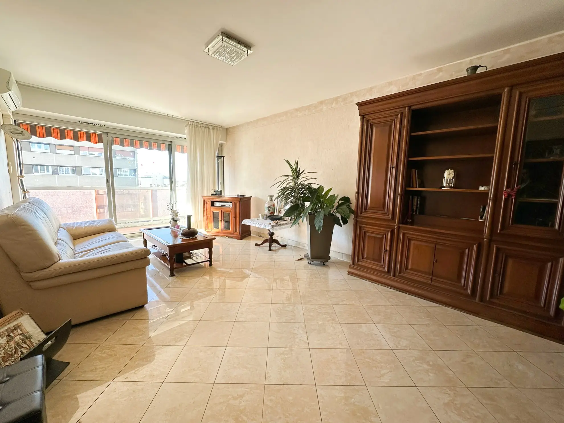 Bel appartement de 87 m² avec terrasse à Marseille, secteur Castellane 