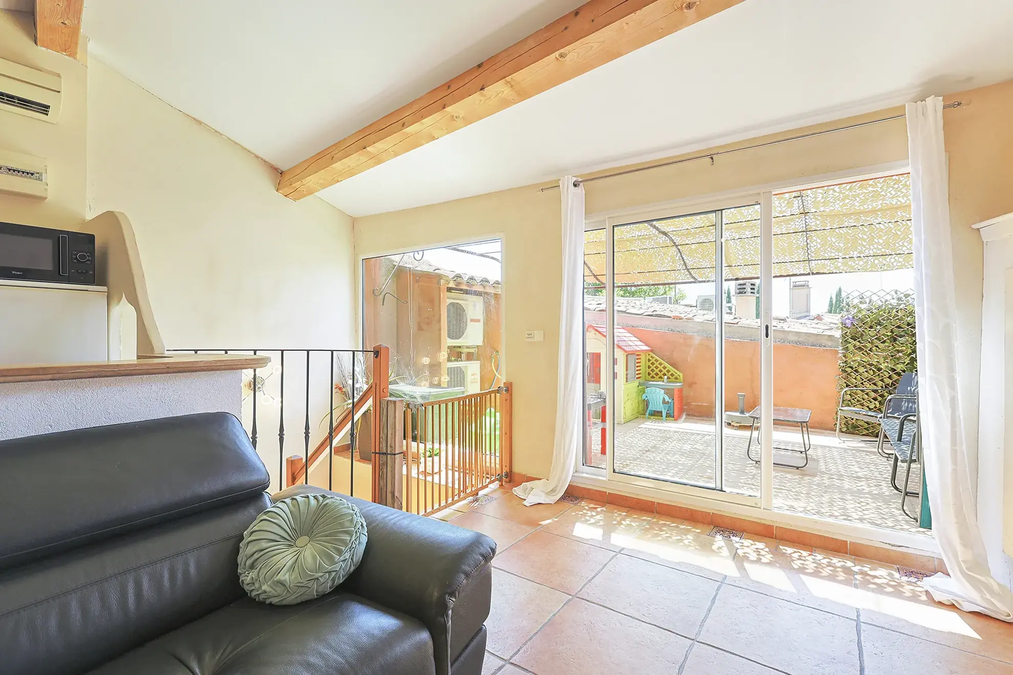 Maison de village de 115m² avec terrasse tropézienne à Puget-Ville 