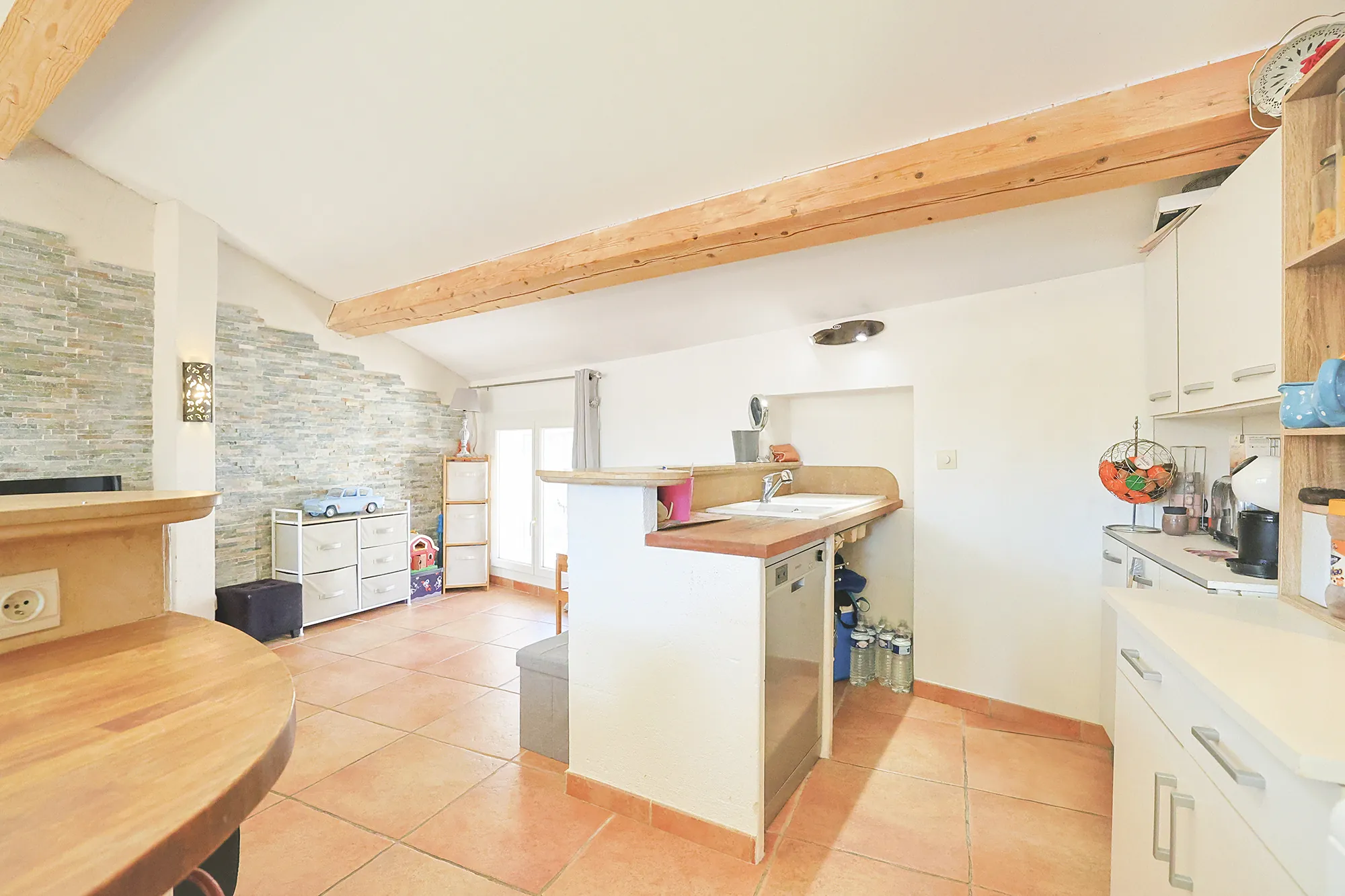 Maison de village de 115m² avec terrasse tropézienne à Puget-Ville 