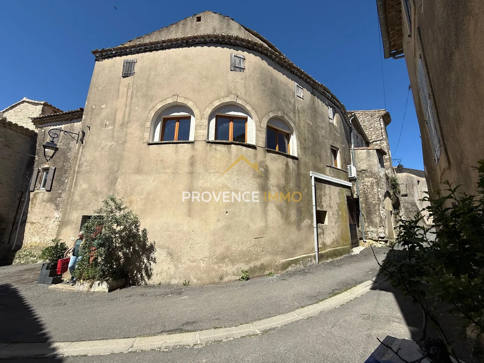 Maison de village à vendre à Saint-Césaire-de-Gauzignan, 62 m2, garage et combles aménageables