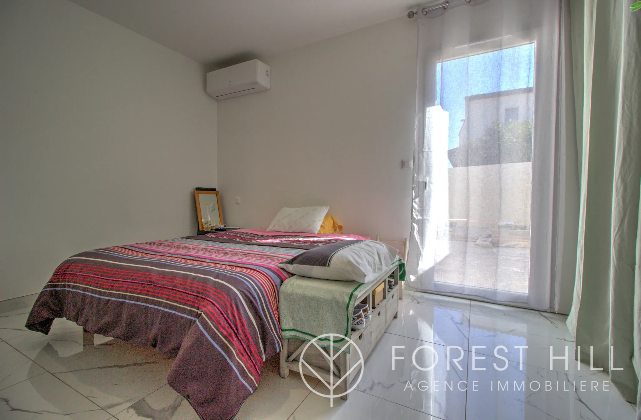 Villa récente à Céret de plain-pied avec jardin et garage 