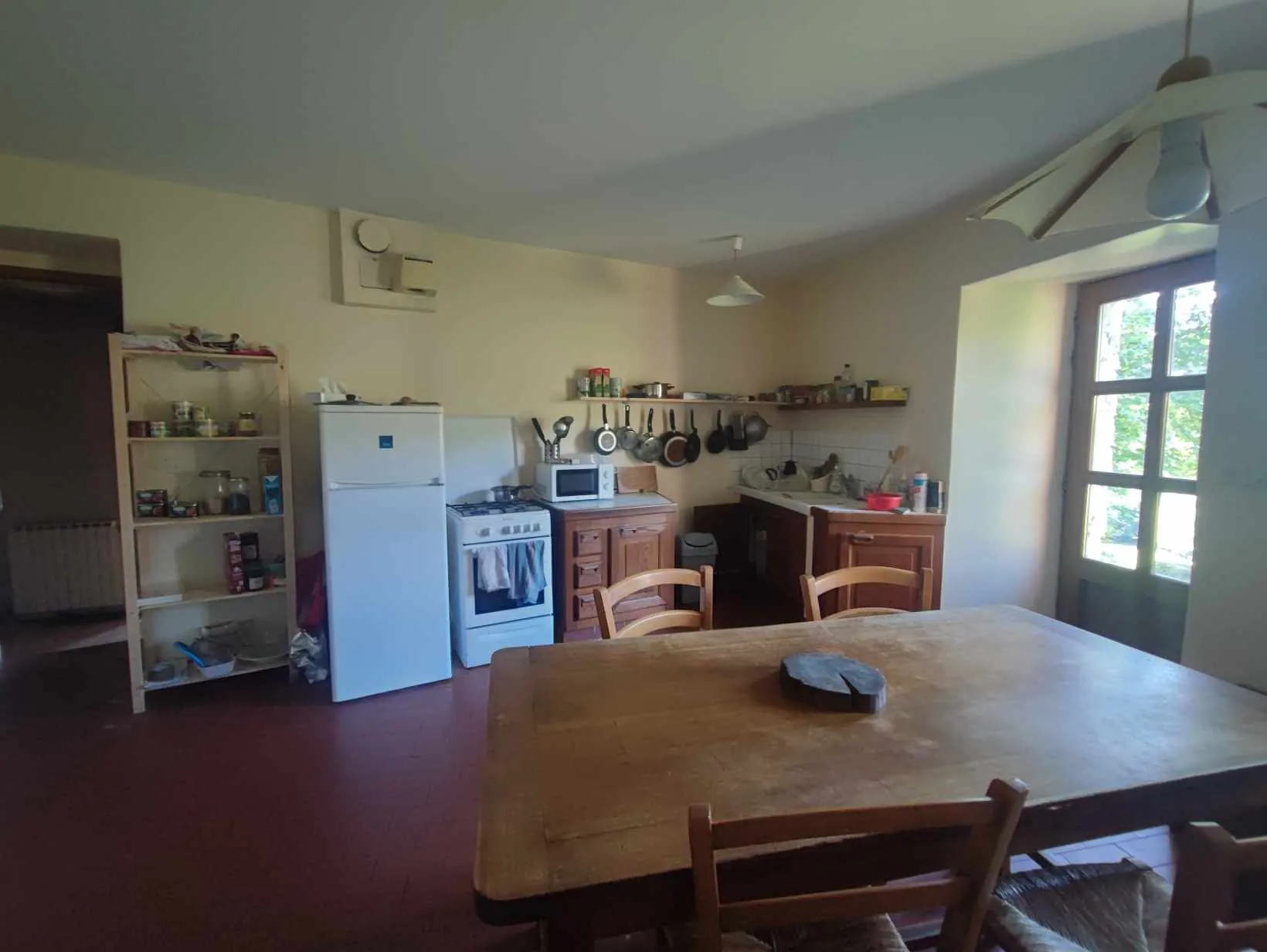 Maison en pierres à Boffres avec terrain à vendre - Belle Vue et Potentiel 