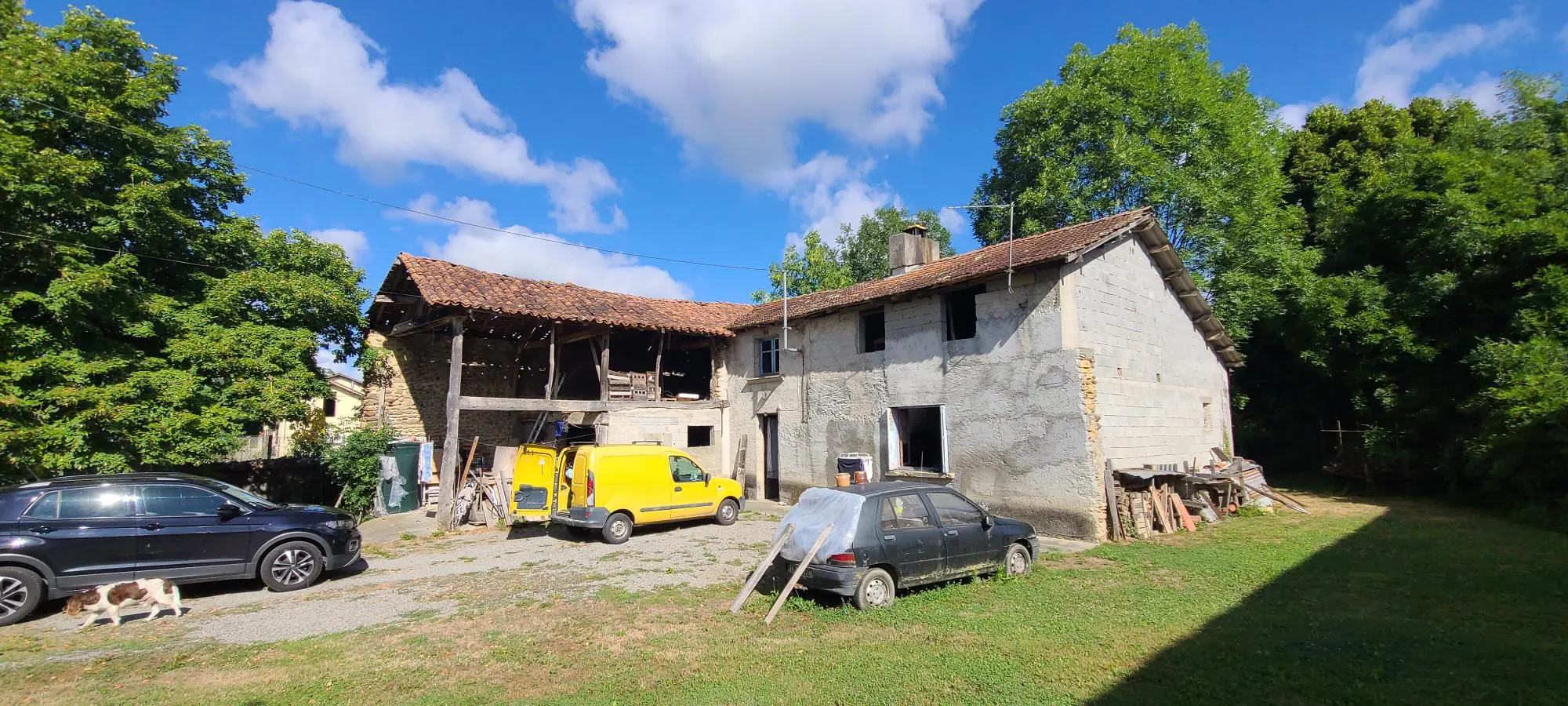 Maison ferme commingeoise à rénover à Villeneuve-Lecussan (31580) - Terrain et potentiel