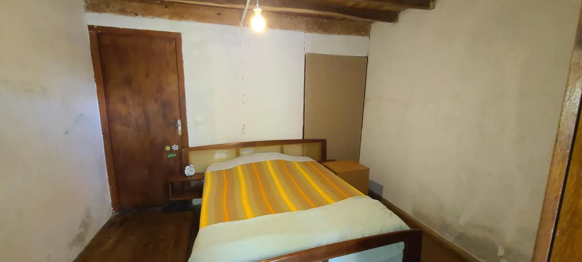 Maison ferme commingeoise à rénover à Villeneuve-Lecussan (31580) - Terrain et potentiel 