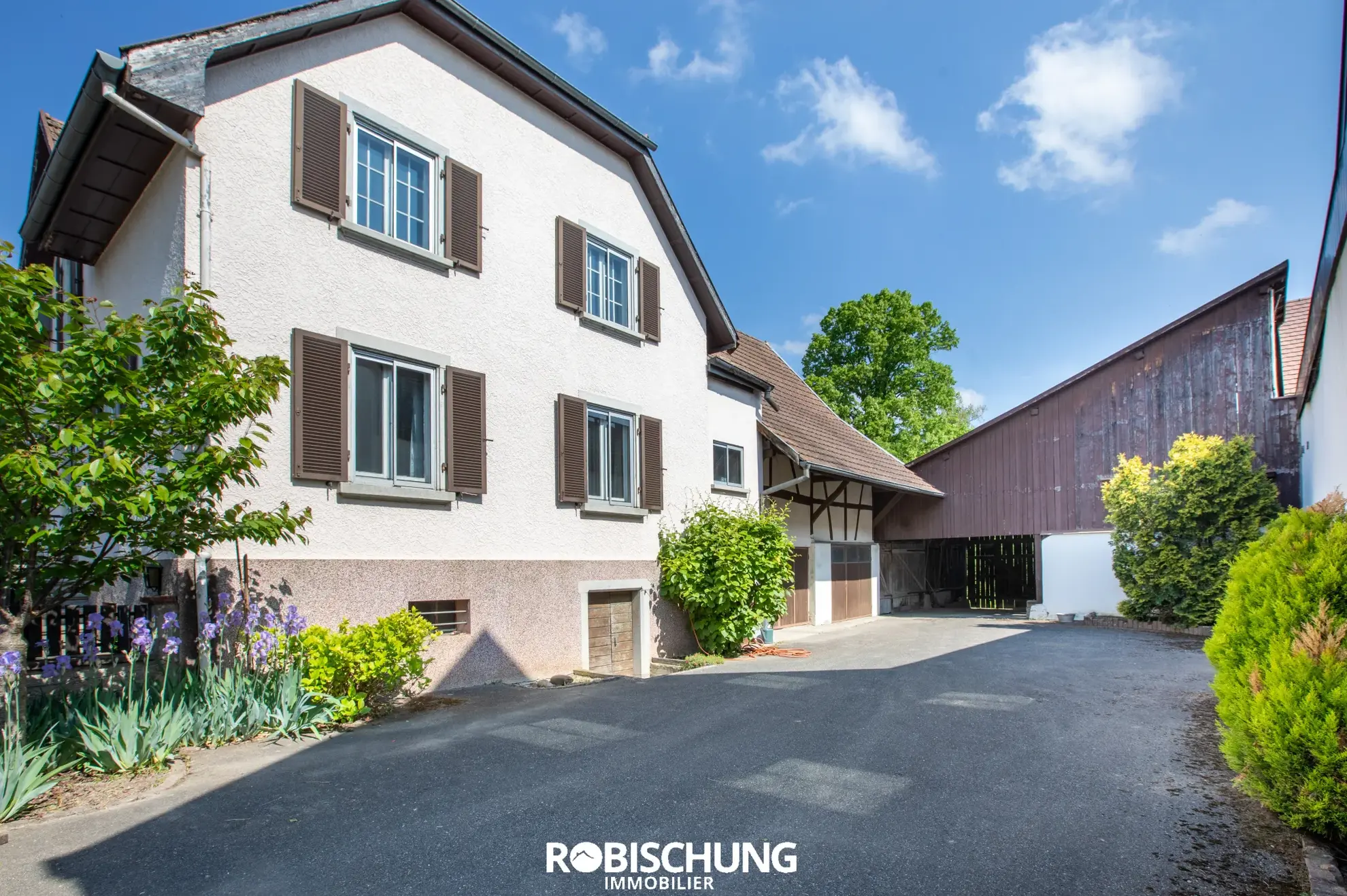 Maison à Wittersdorf avec 4 chambres, dépendance et grand terrain – Opportunité à saisir 