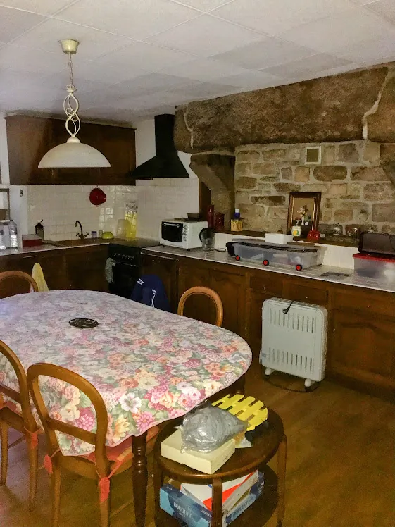 Achat maison en pierre avec jardin et dépendances à Saint Nicolas du Pélem 