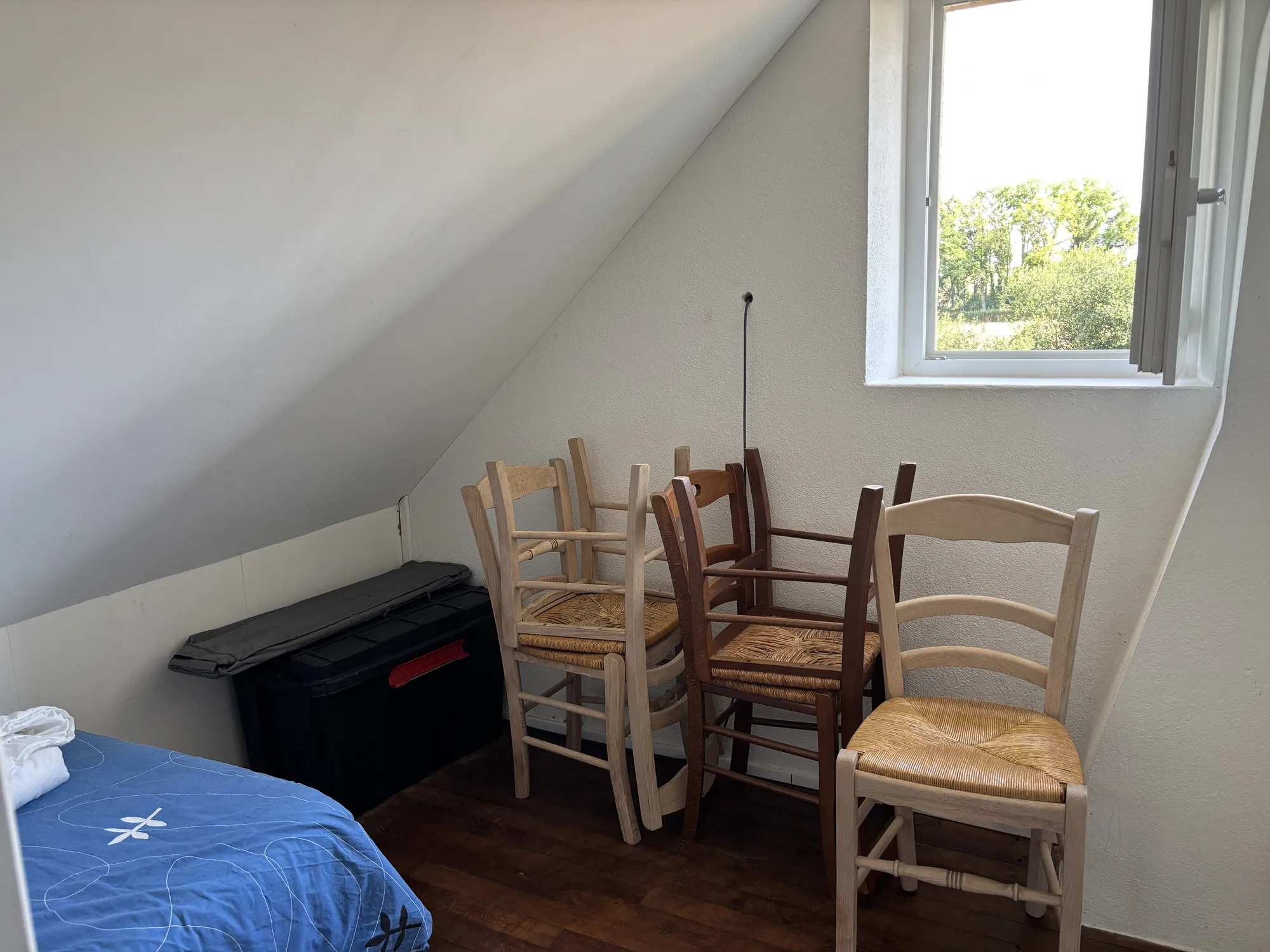 Belle maison indépendante avec grand terrain près d'Ygrande, en pleine nature 