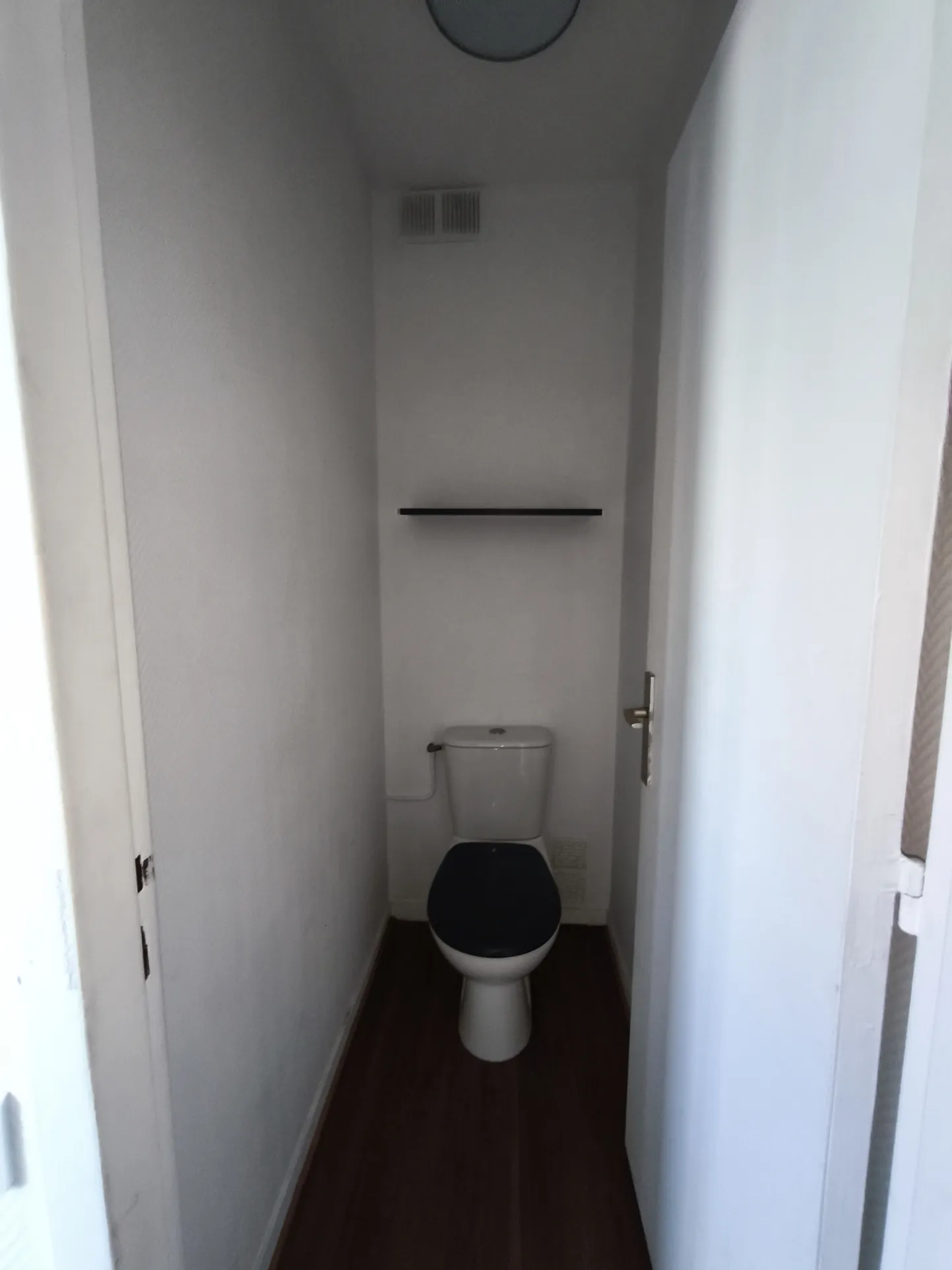 Studio rénové à vendre à Franconville avec parking et cave – Opportunité d’investissement 