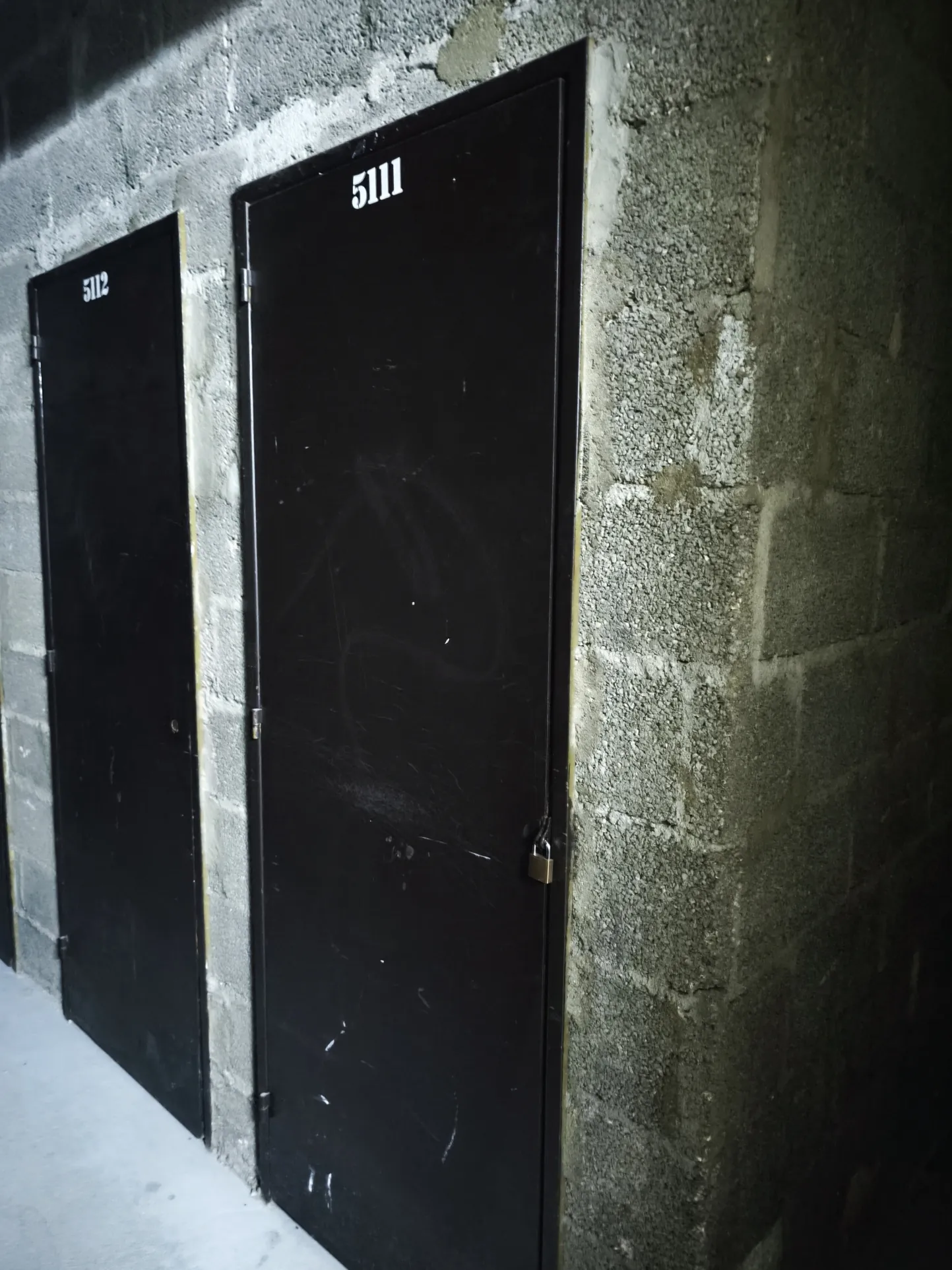 Studio rénové à vendre à Franconville avec parking et cave – Opportunité d’investissement 