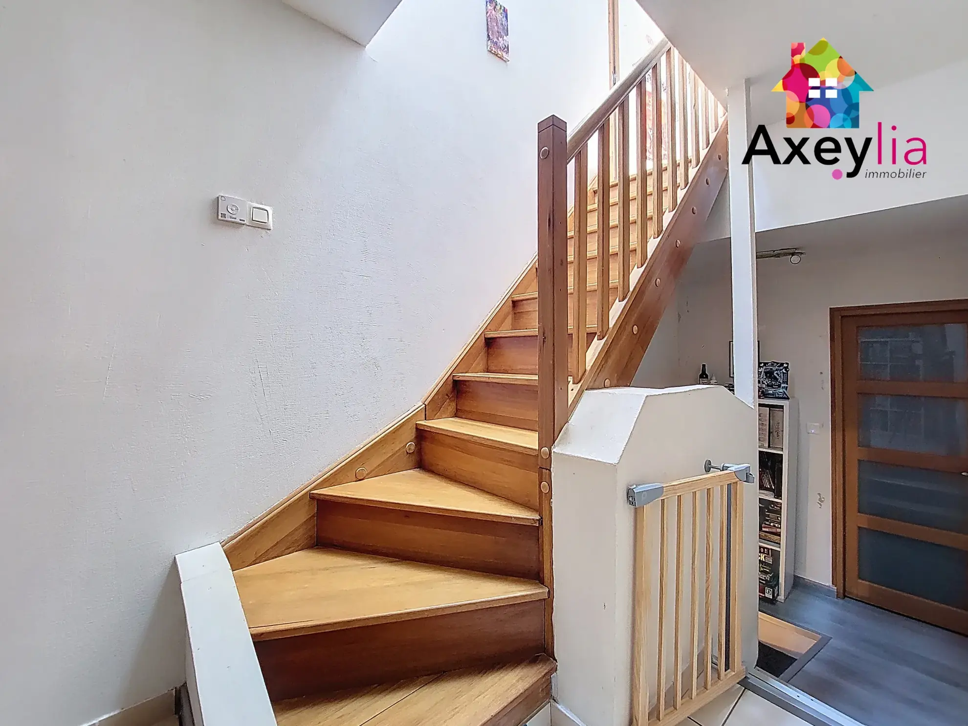 À vendre maison de village rénovée à Perreux - 3 chambres 