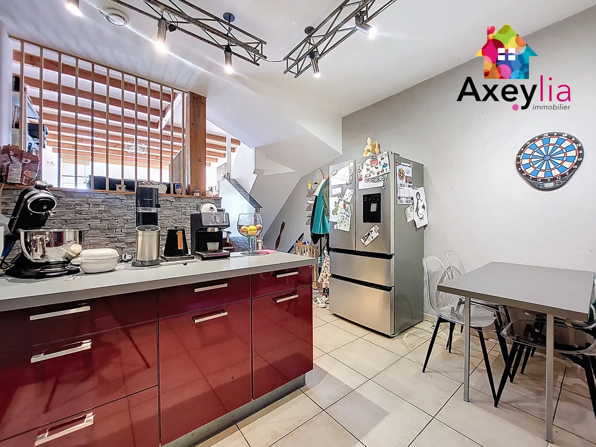 À vendre maison de village rénovée à Perreux - 3 chambres 