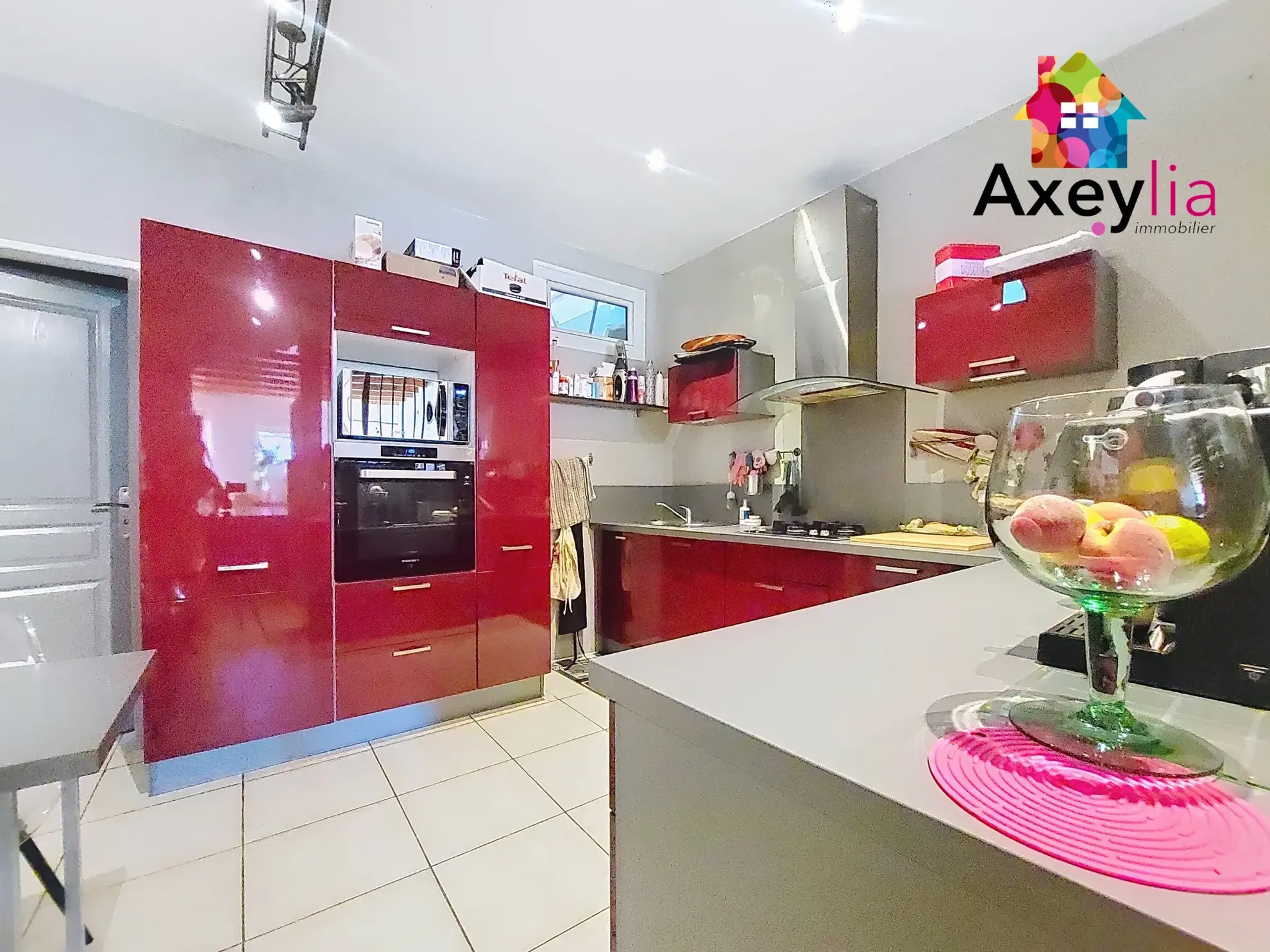 À vendre maison de village rénovée à Perreux - 3 chambres 