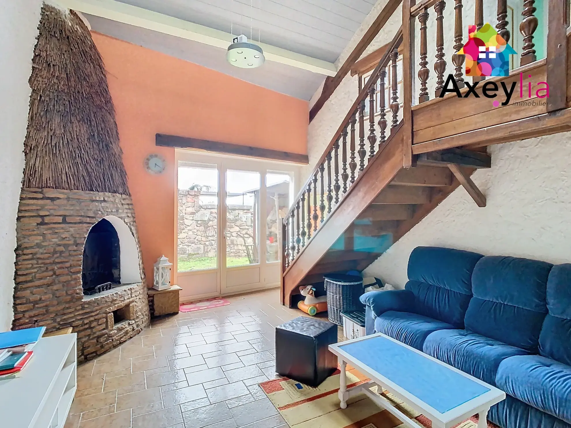 Maison à vendre en pleine campagne avec dépendances et terrain de 2110 m² 