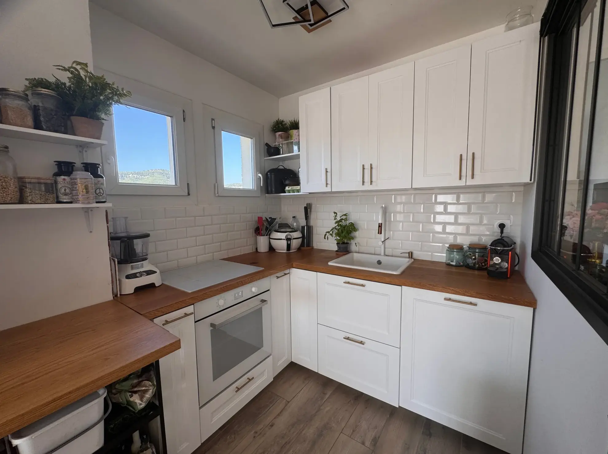 a vendre appartement T3 rénové avec terrasse à Sanary-sur-Mer 