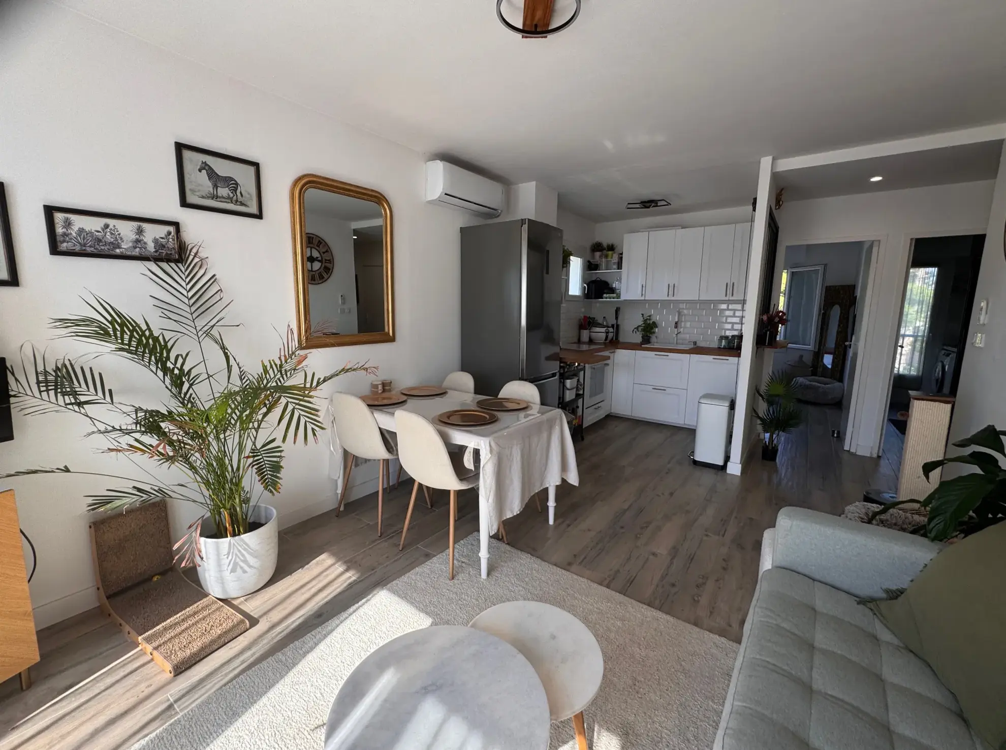a vendre appartement T3 rénové avec terrasse à Sanary-sur-Mer